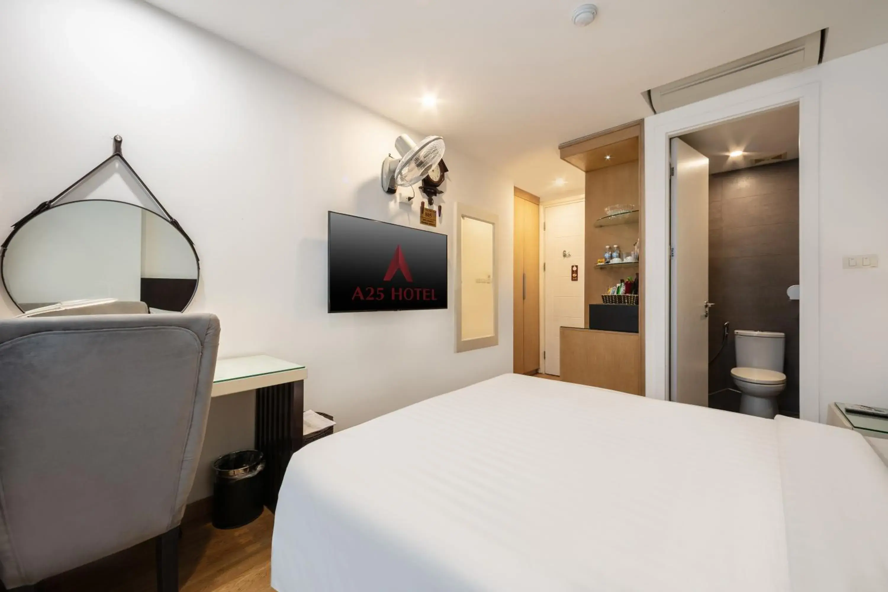 Bed in A25 Hotel - 66 Trần Thái Tông Bed in A25 Hotel - 66 Trần Thái Tông