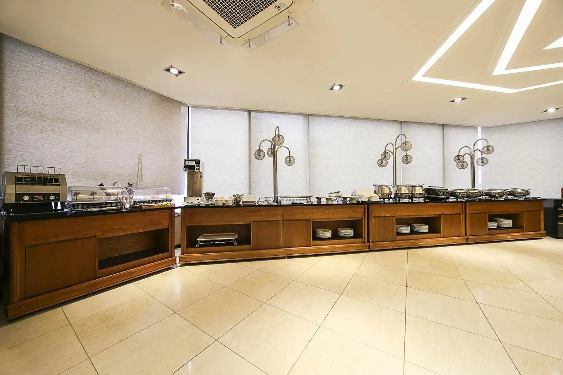 Breakfast in Benikea Hotel Bizinn Breakfast in Benikea Hotel Bizinn