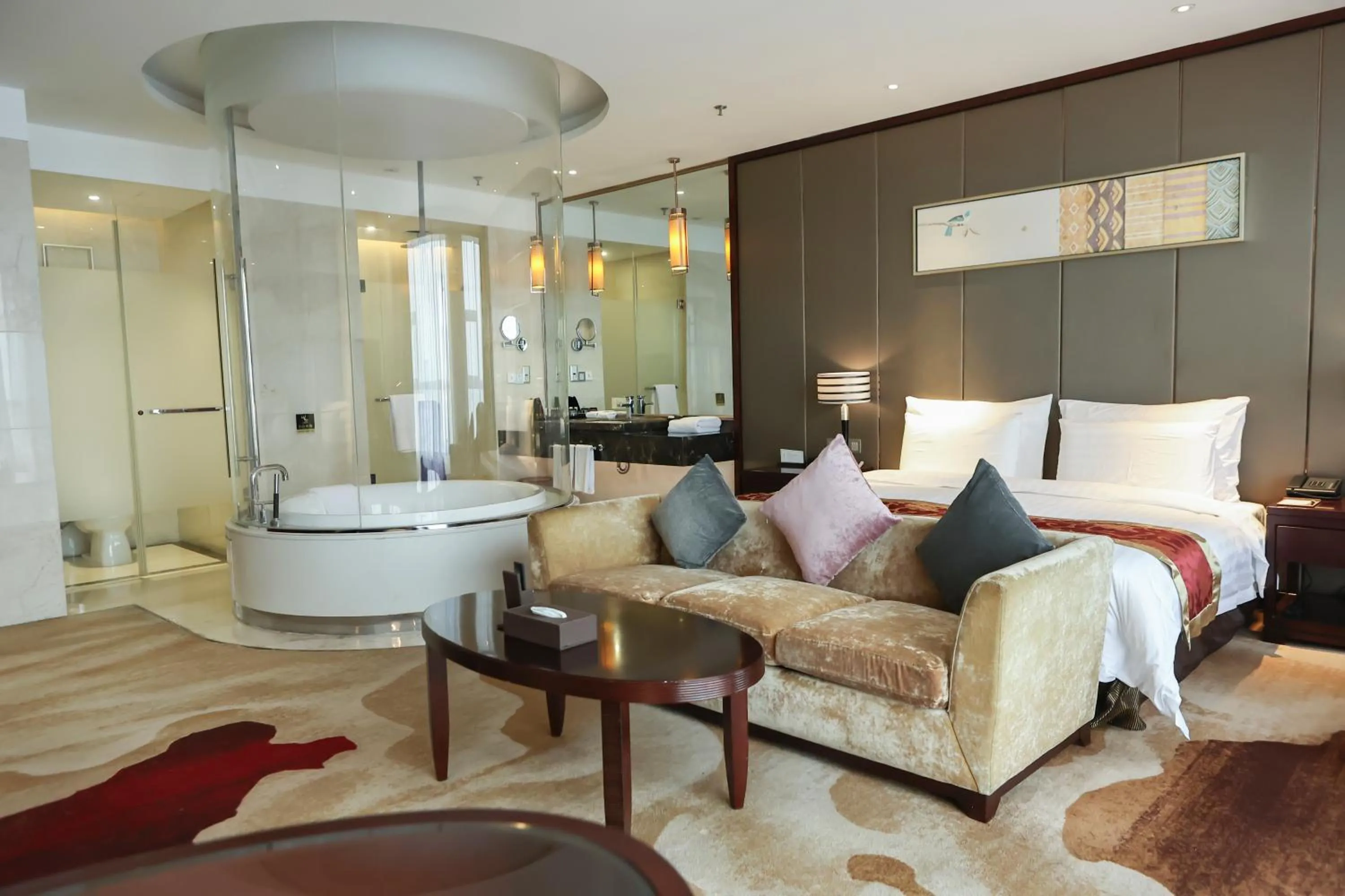 Bed in Tianhong Jinling Grand Hotel