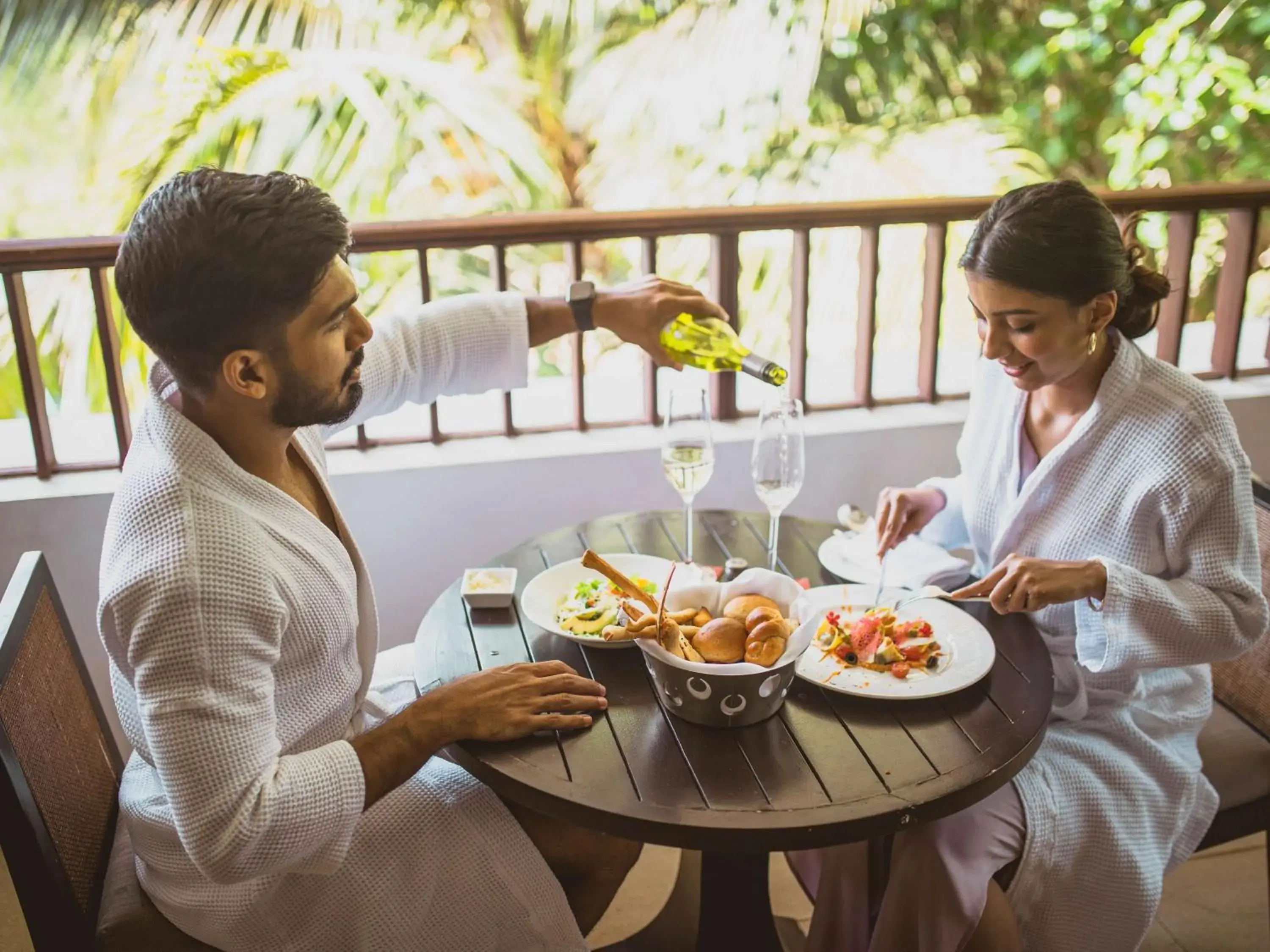 Restaurant/places to eat in Diwa Club by Alila - A Hyatt Brand Restaurant/places to eat in Diwa Club by Alila - A Hyatt Brand