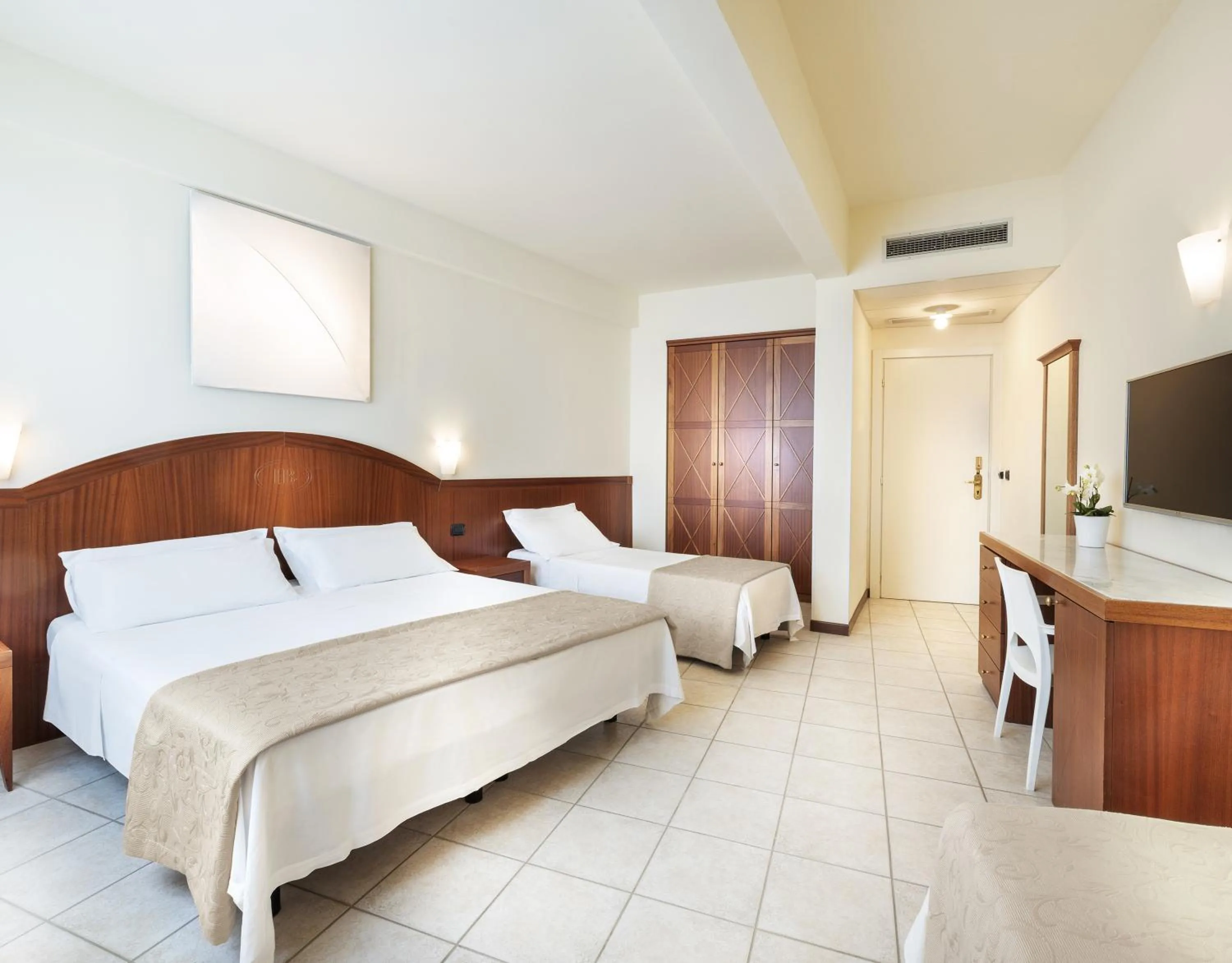 Bed in Hotel Bellevue Beach - sul mare