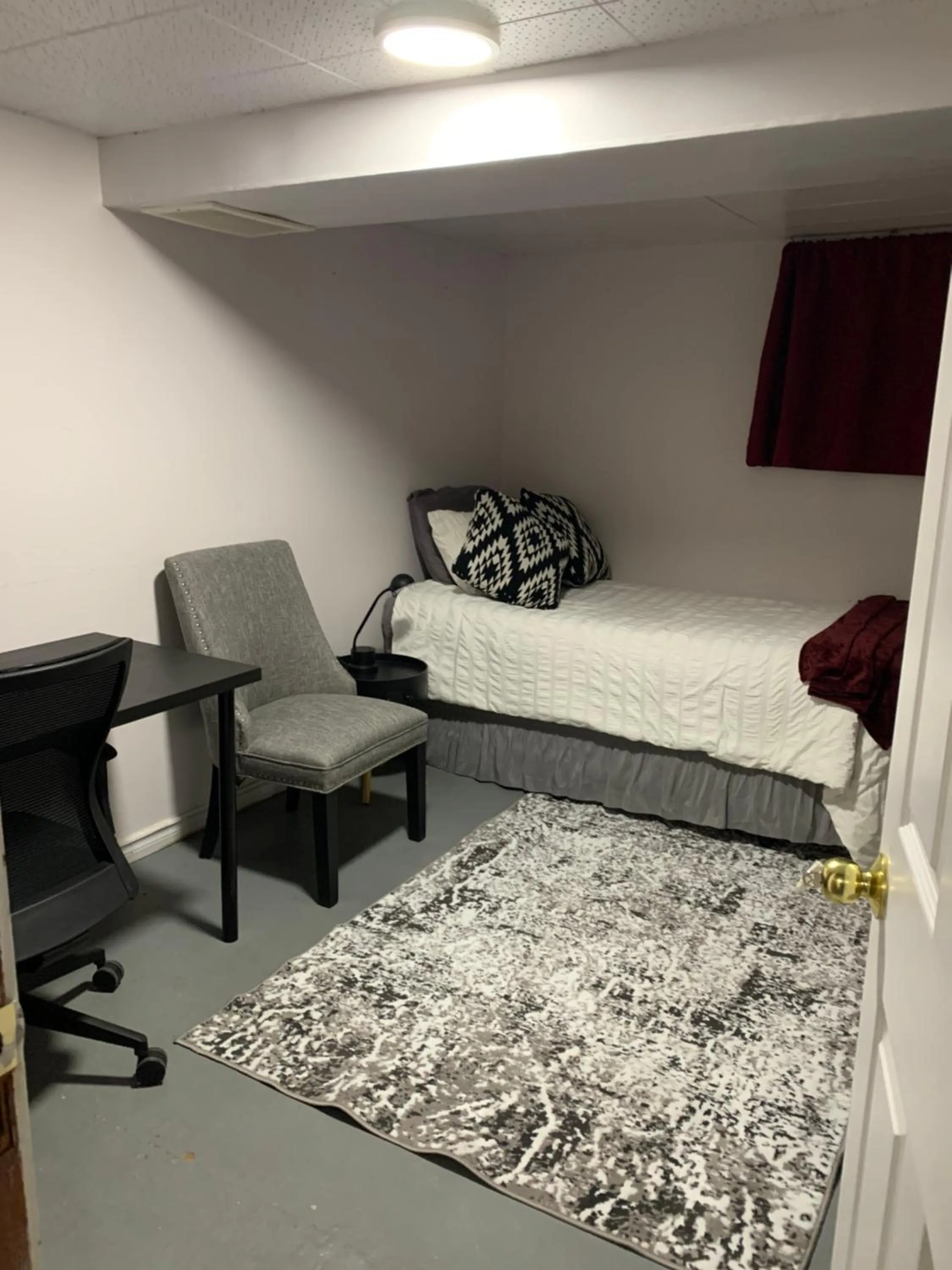 Photo of the whole room in Quaint & Cozy Accommodation