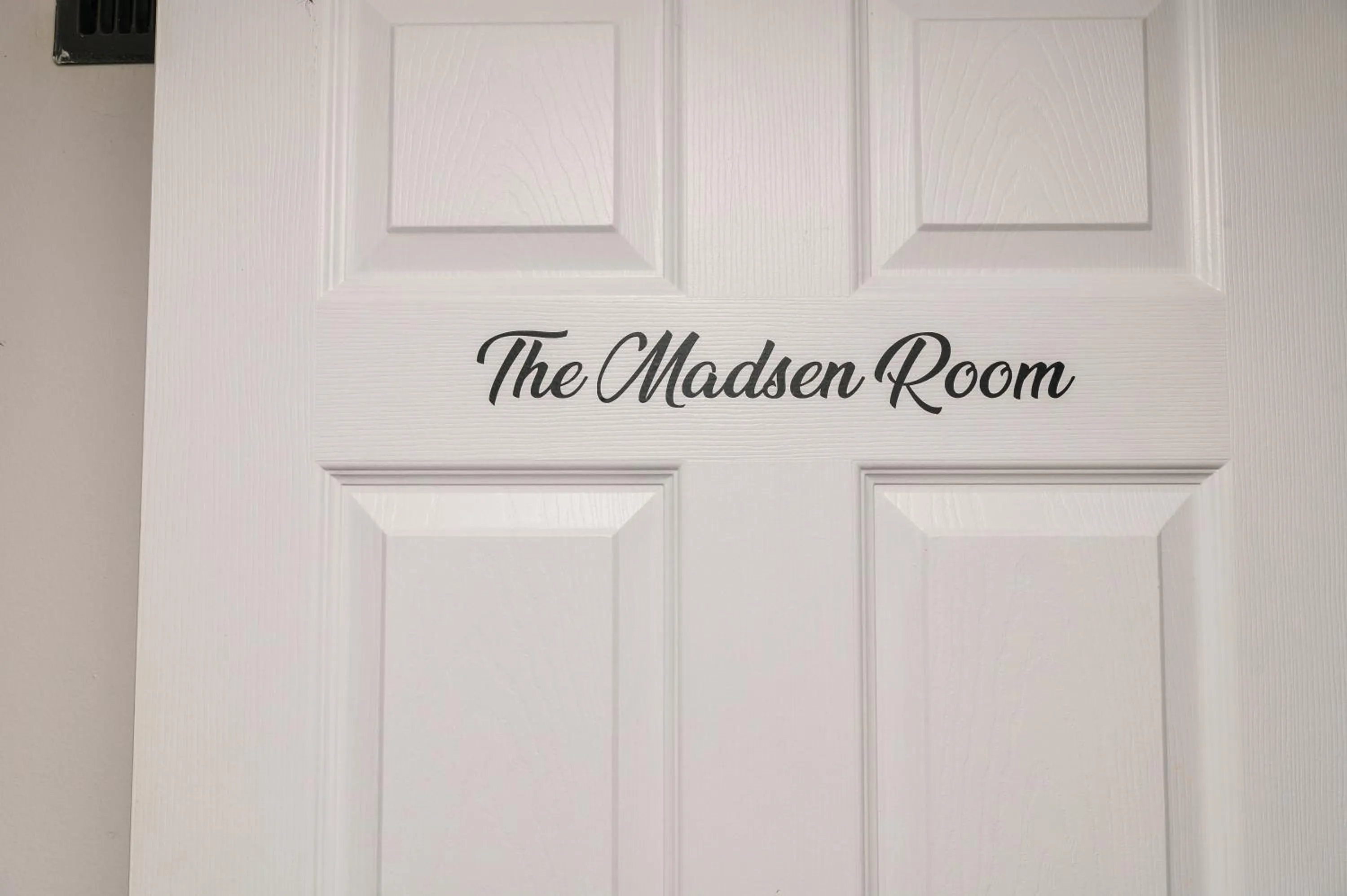 Property logo or sign in Quaint & Cozy Accommodation