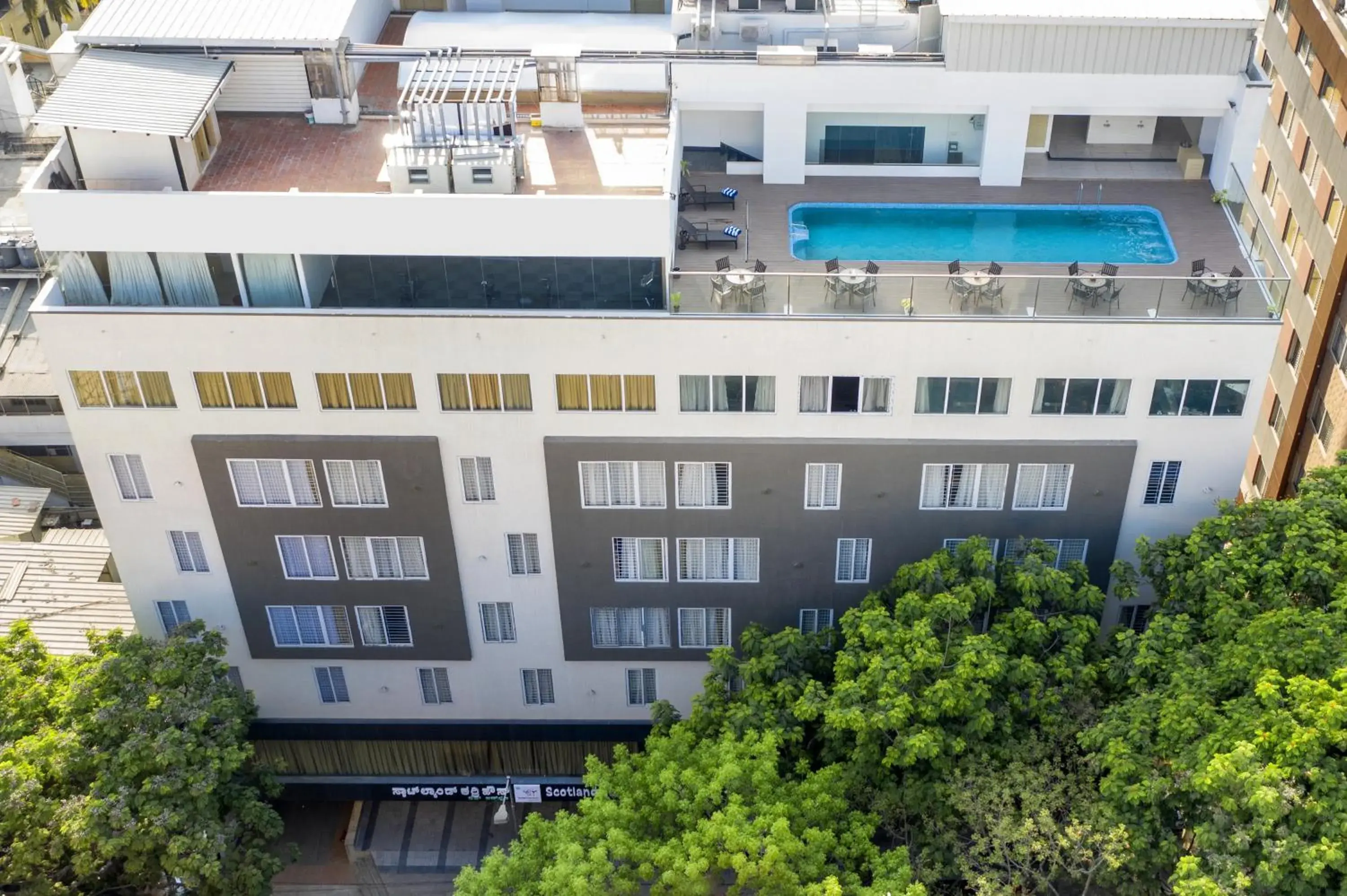 Property building in Zion - A Luxurious Hotel Property building in Zion - A Luxurious Hotel