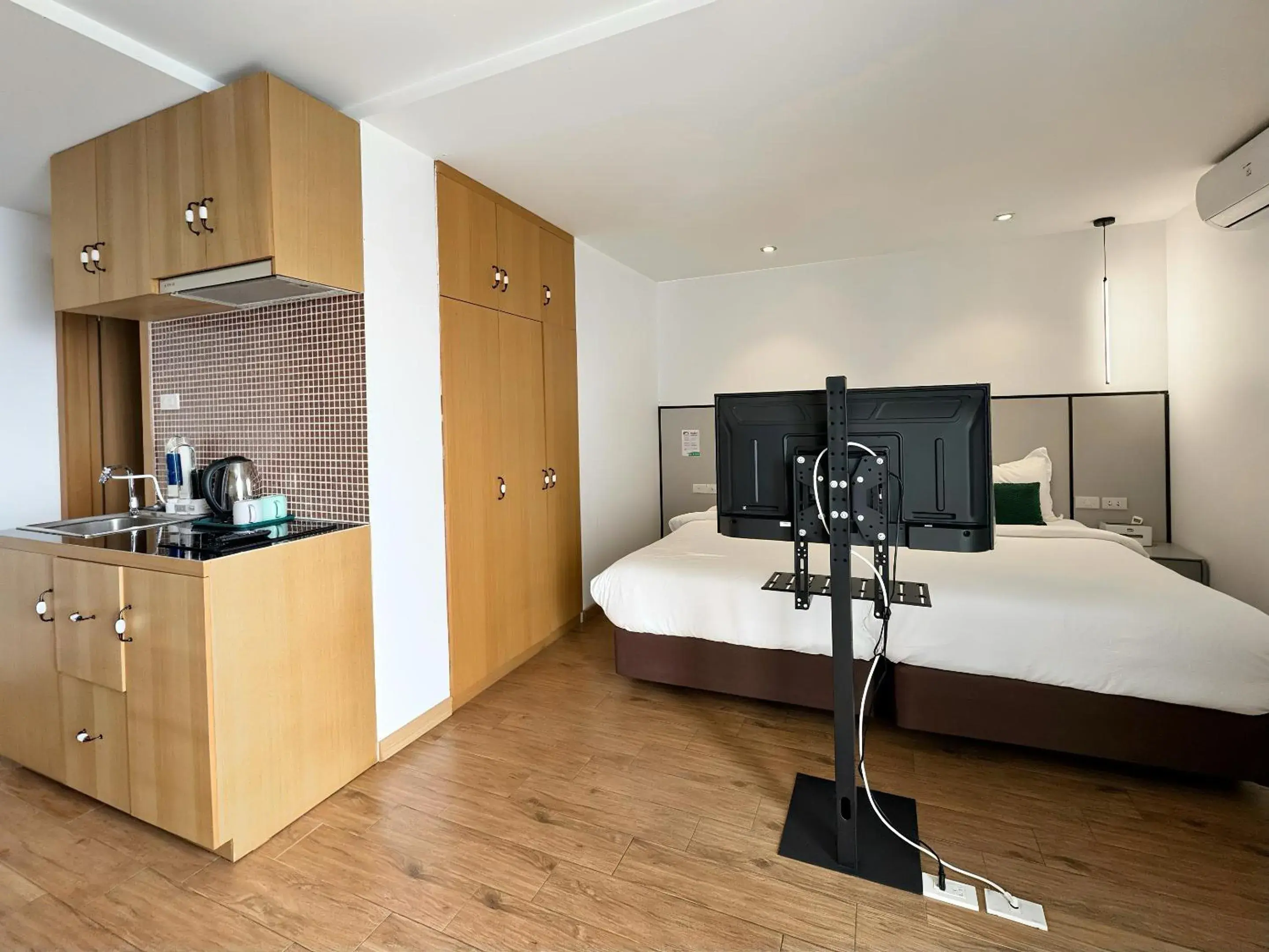 Bed in Pentafield City Residence Bed in Pentafield City Residence