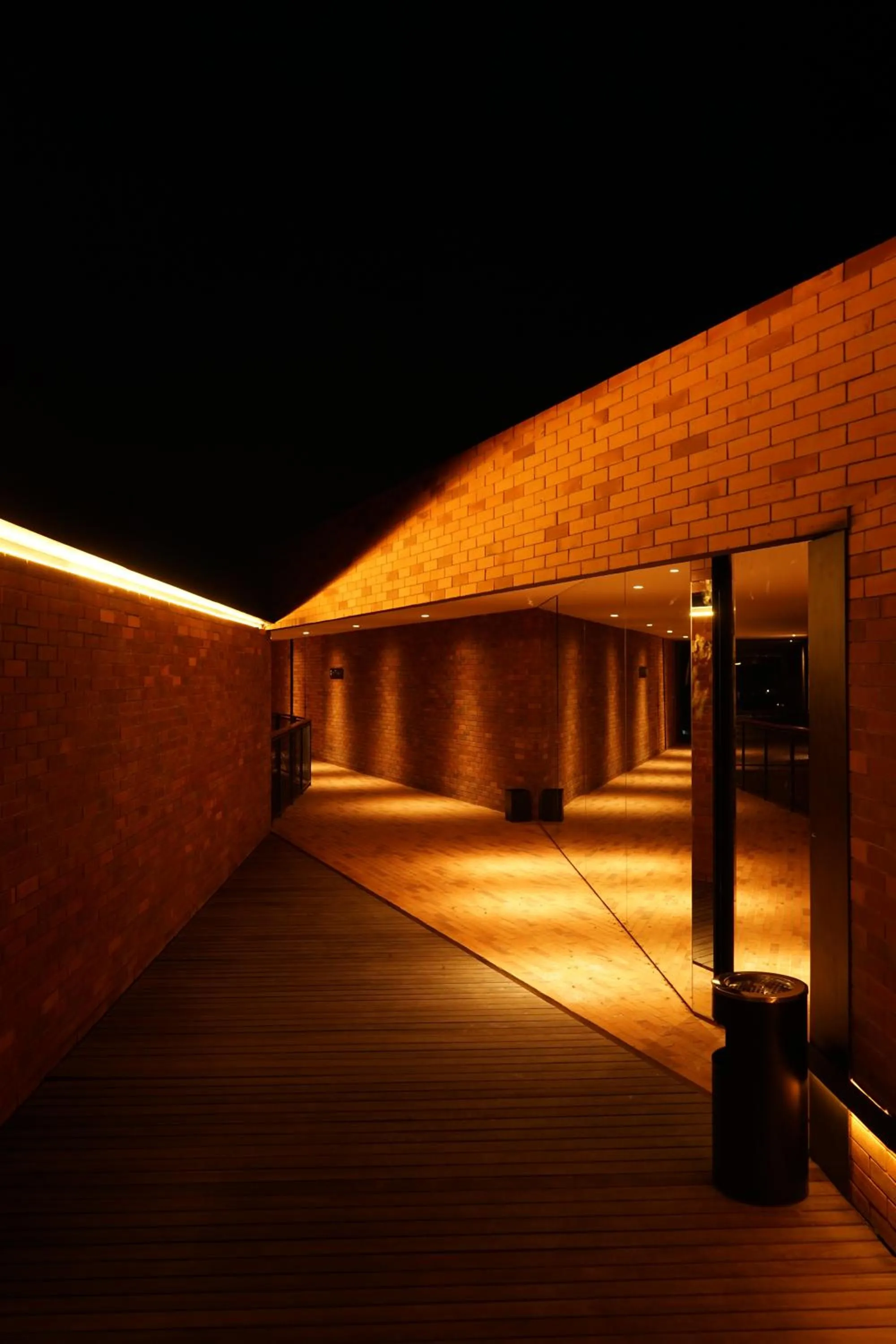 Property building in Titik Dua