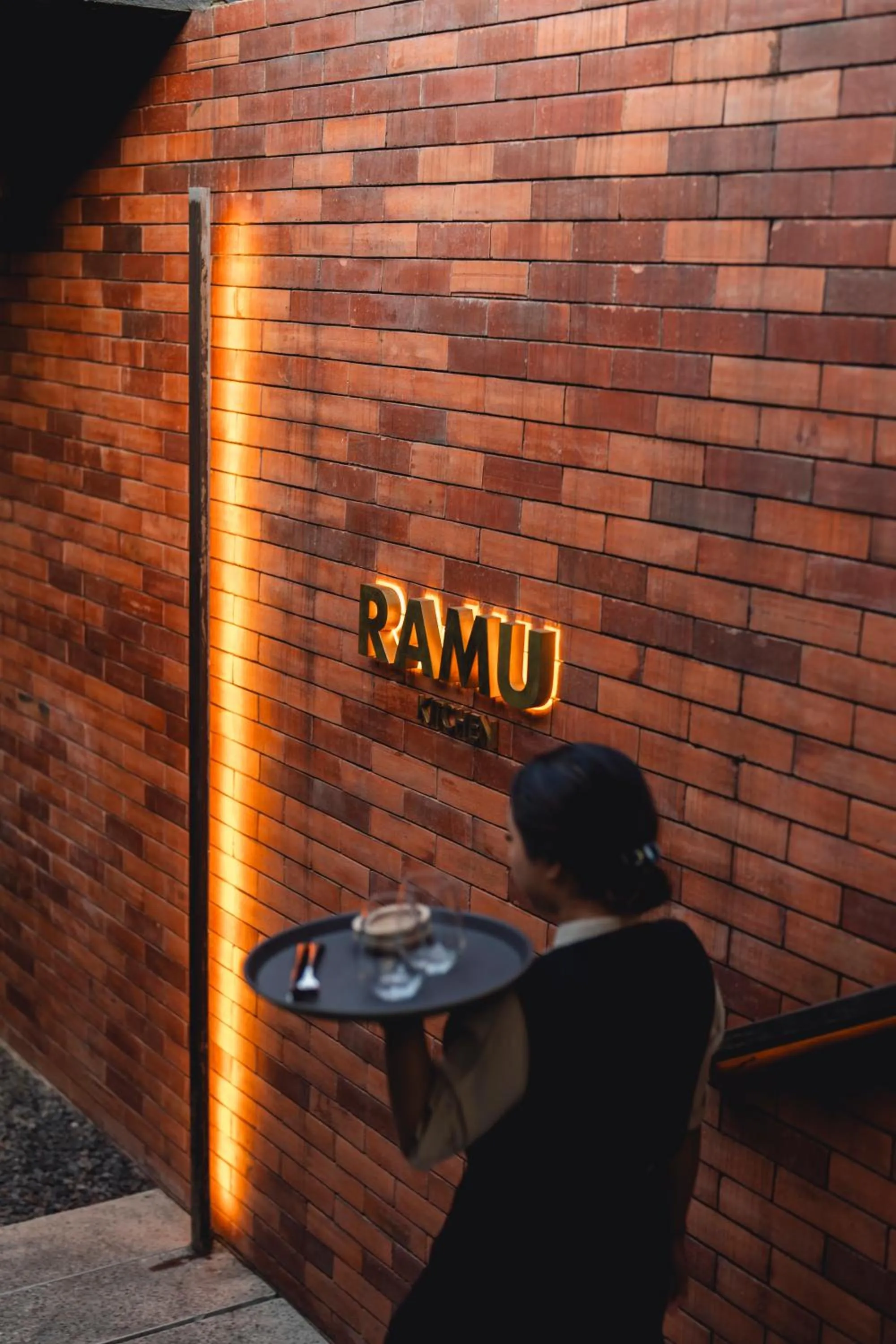 Restaurant/places to eat in Titik Dua