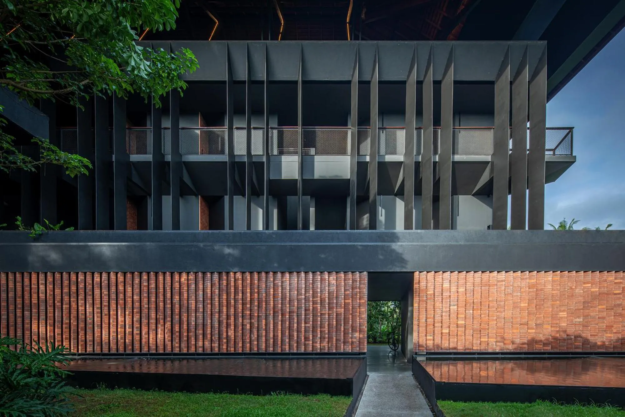 Property building in Titik Dua