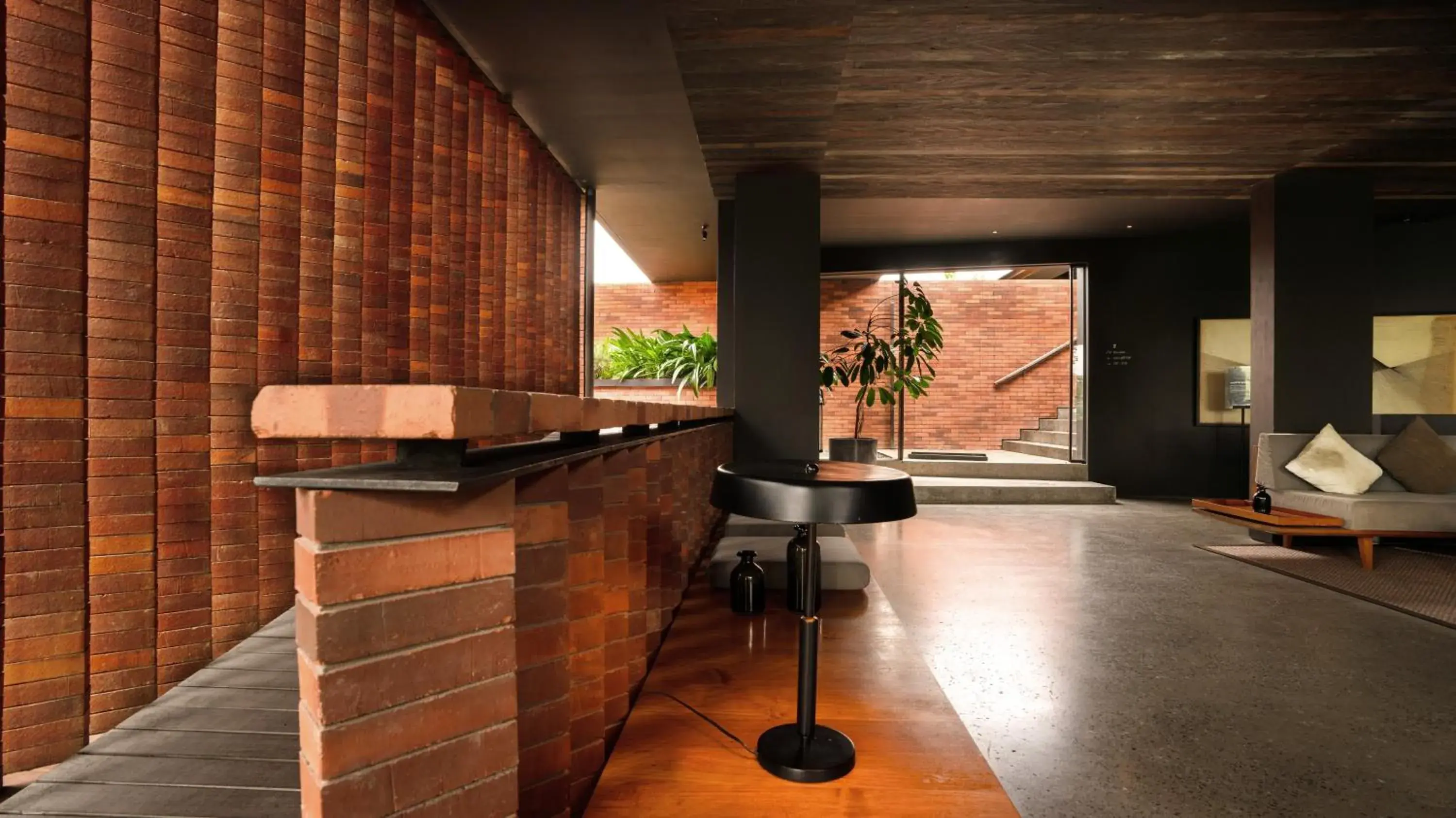 Facade/entrance in Titik Dua Facade/entrance in Titik Dua