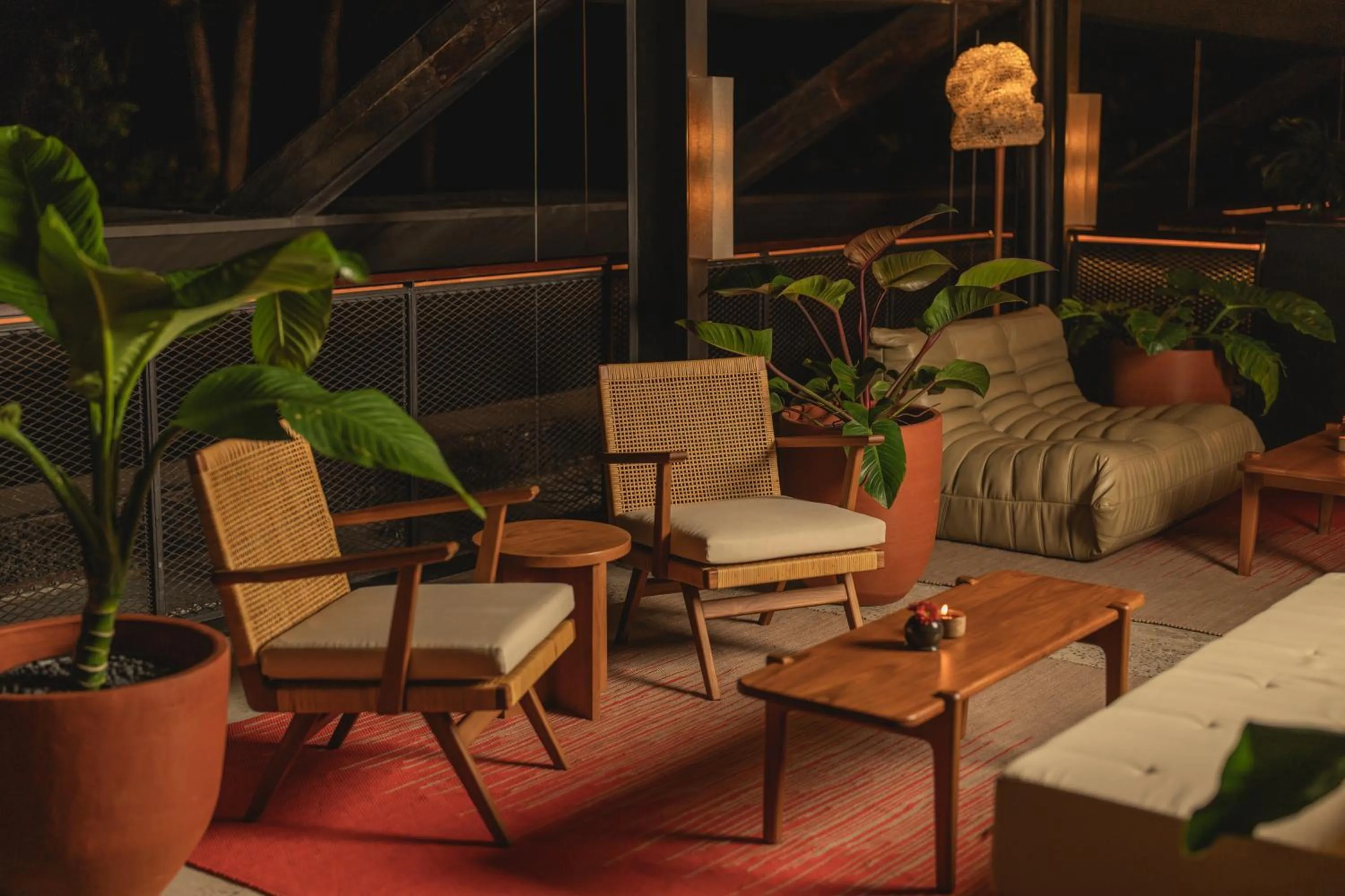 Restaurant/places to eat in Titik Dua