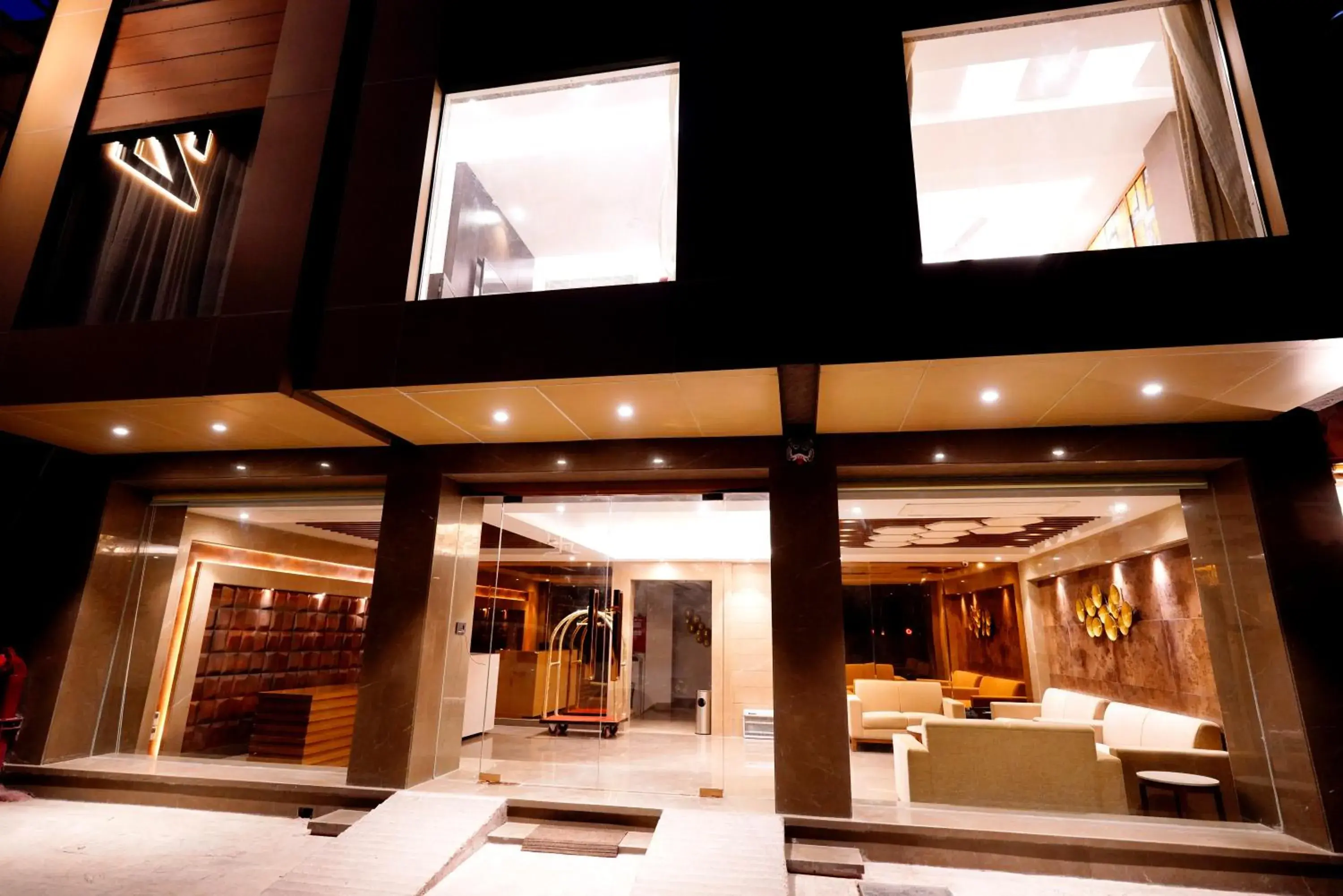 Facade/entrance in Hotel City Pride - City Centre, with Free Airport Pickup Facade/entrance in Hotel City Pride - City Centre, with Free Airport Pickup