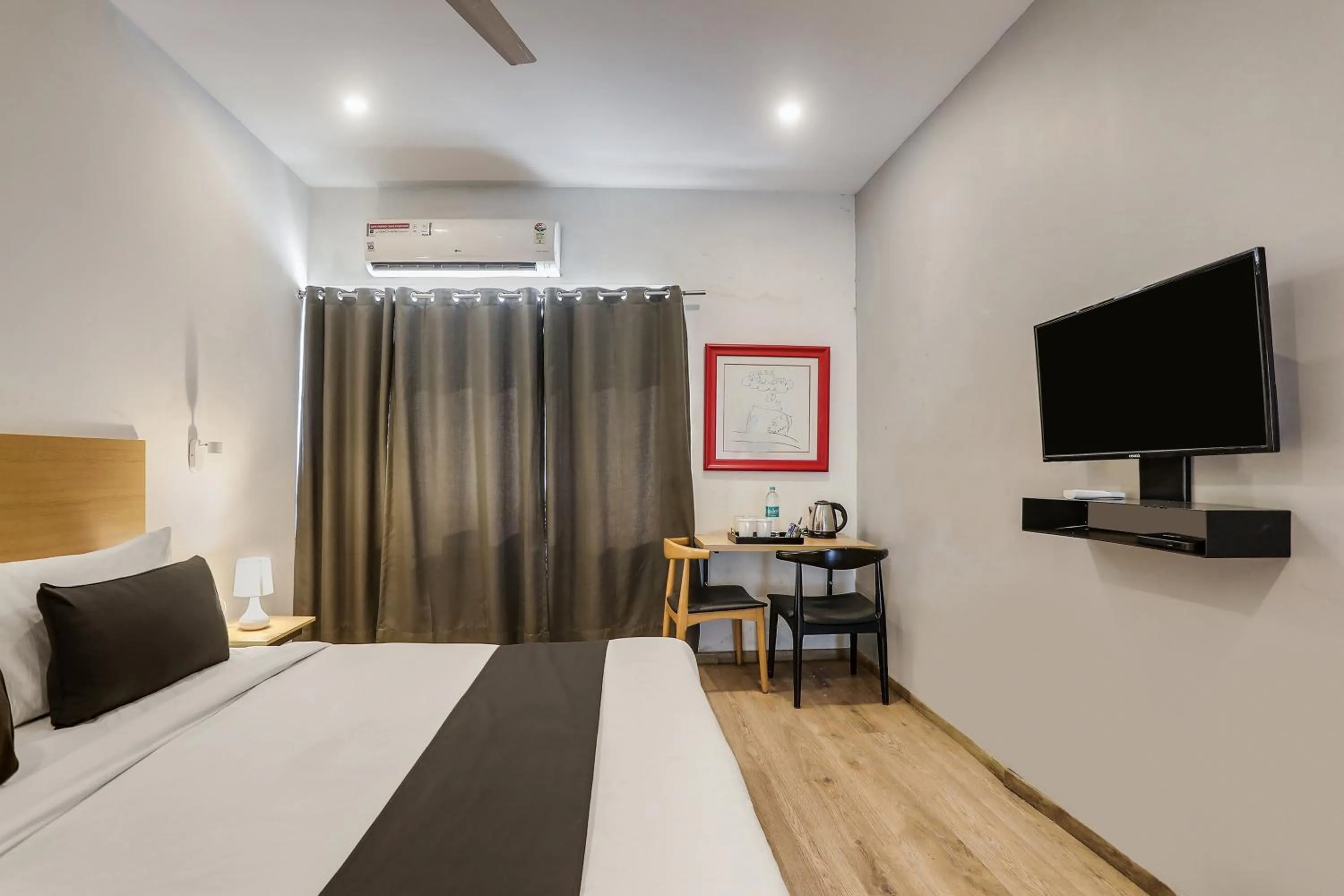 Bedroom, Bed in Townhouse Rajdhani Residency