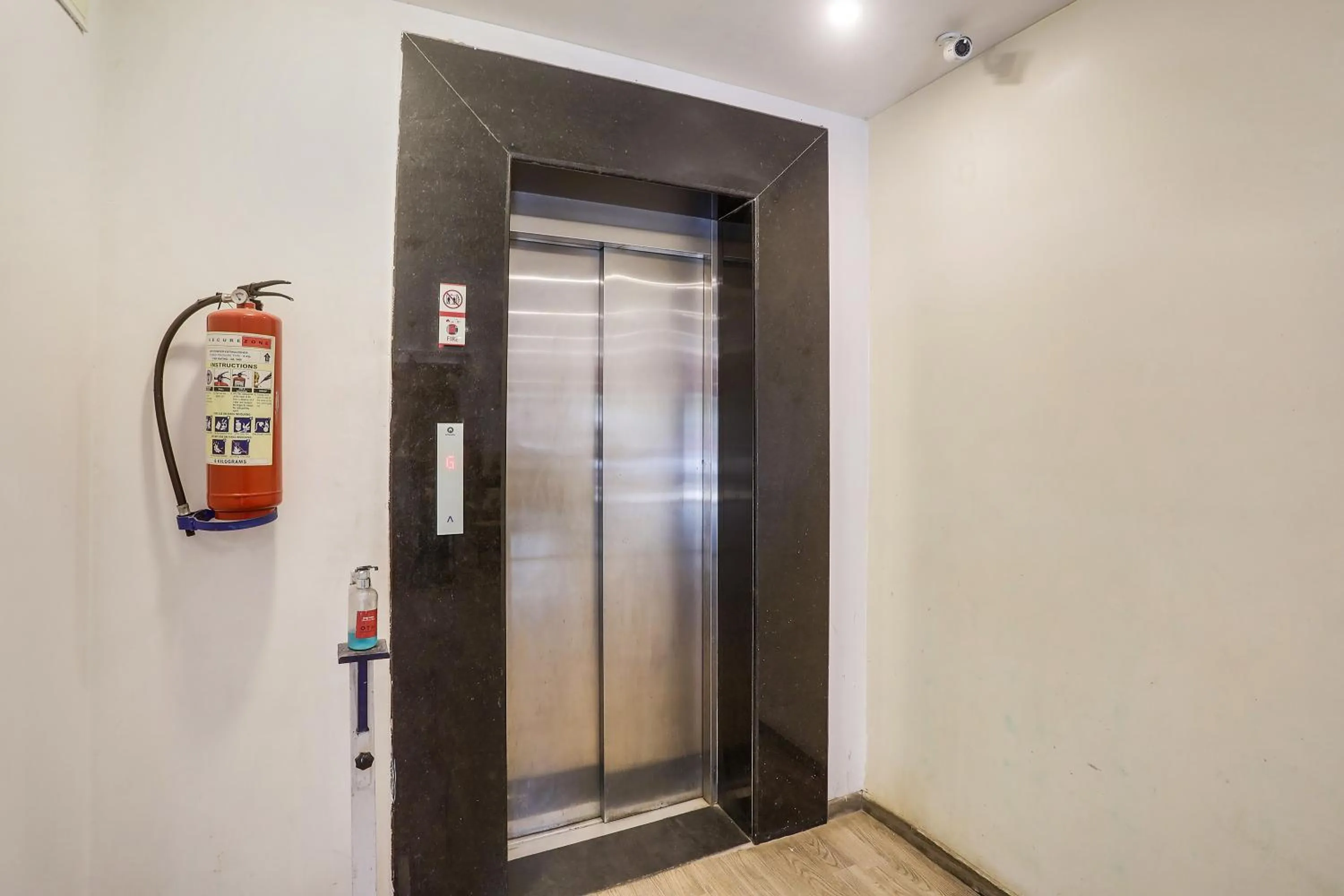 Lobby or reception in Townhouse Rajdhani Residency