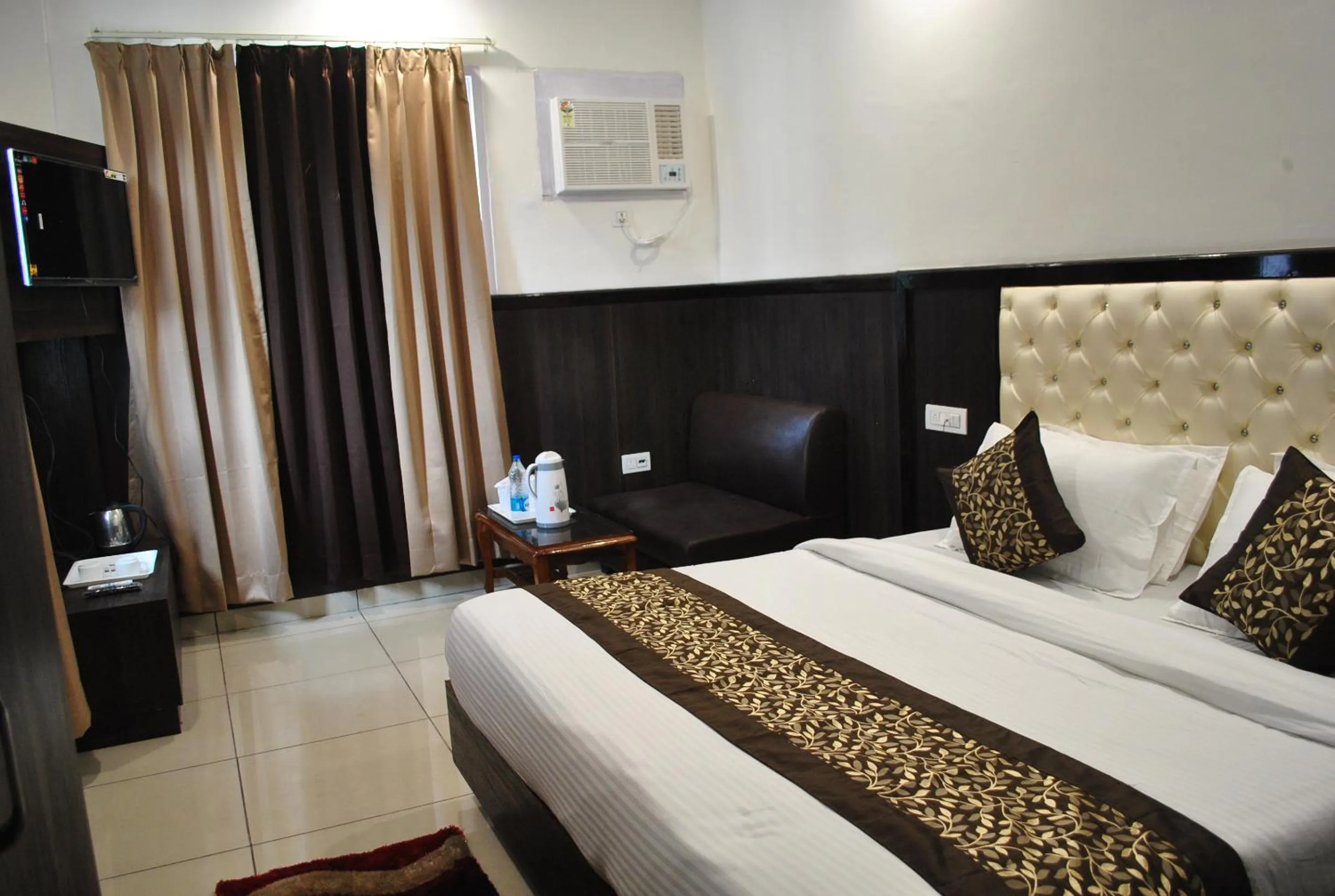 Bedroom, Bed in Hotel Green Valley