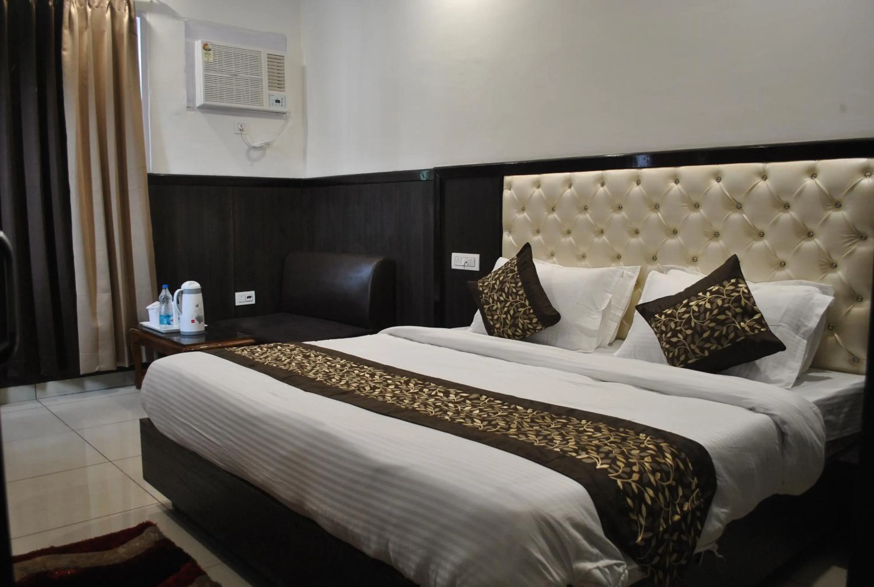 Bedroom, Bed in Hotel Green Valley