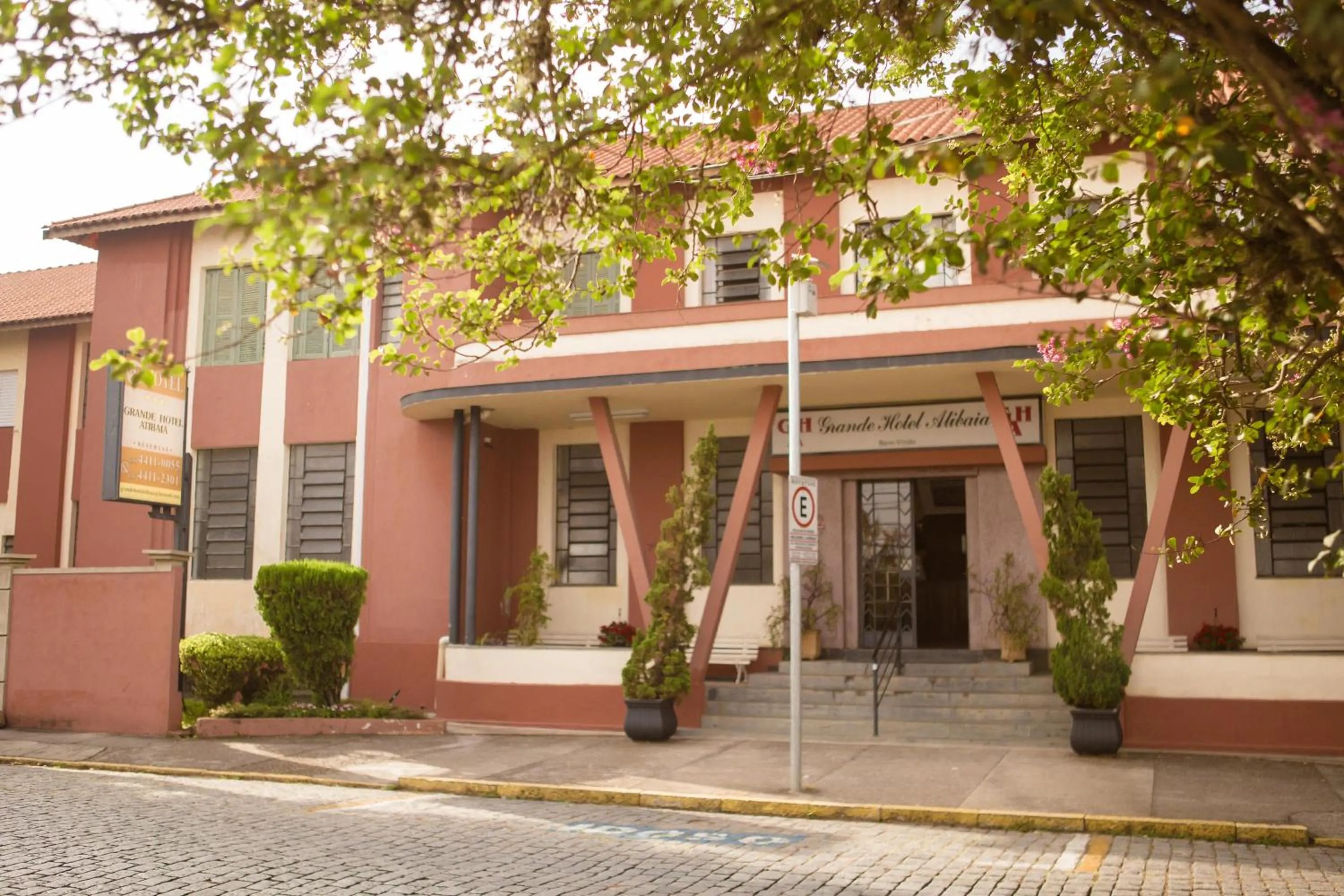 Facade/entrance in Grande Hotel Atibaia