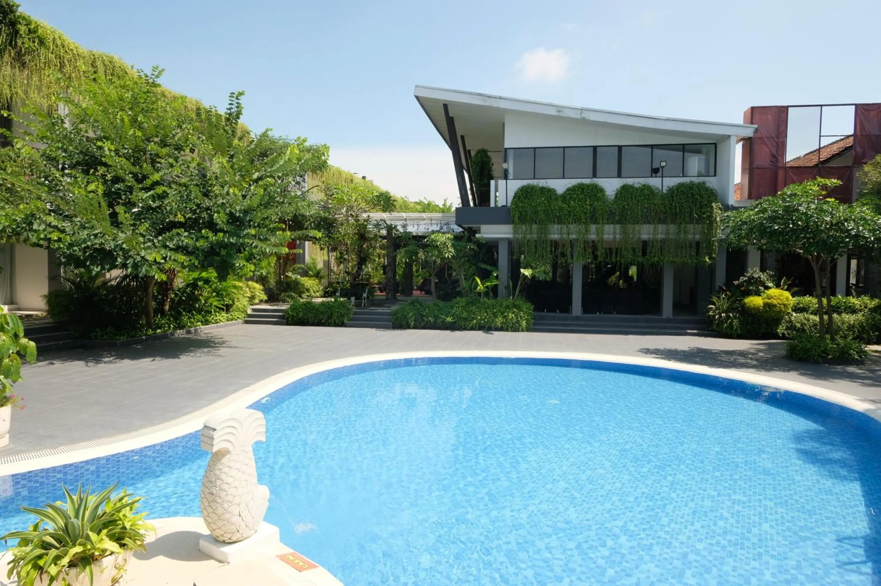 Swimming pool in Mantravana Co-Living