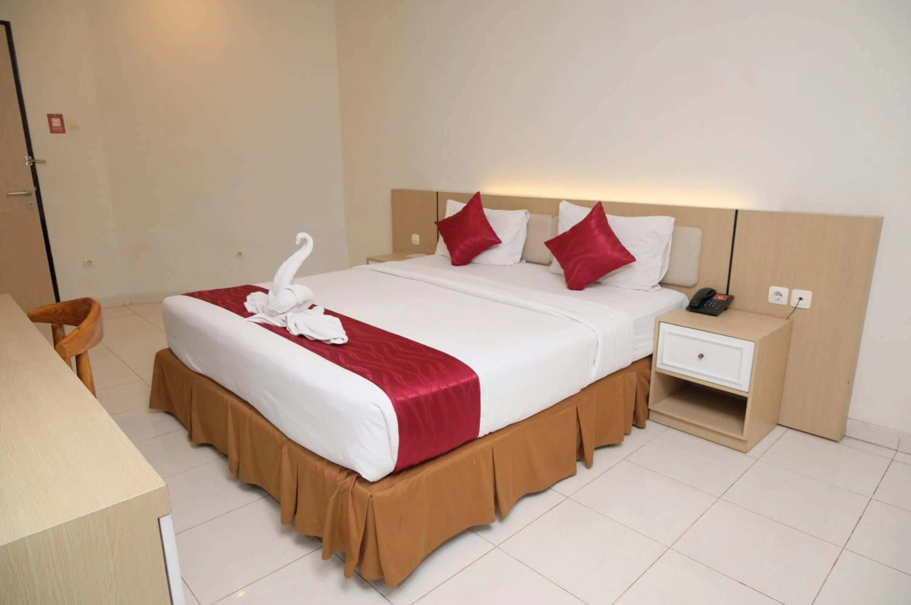 Photo of the whole room, Bed in Mantravana Co-Living