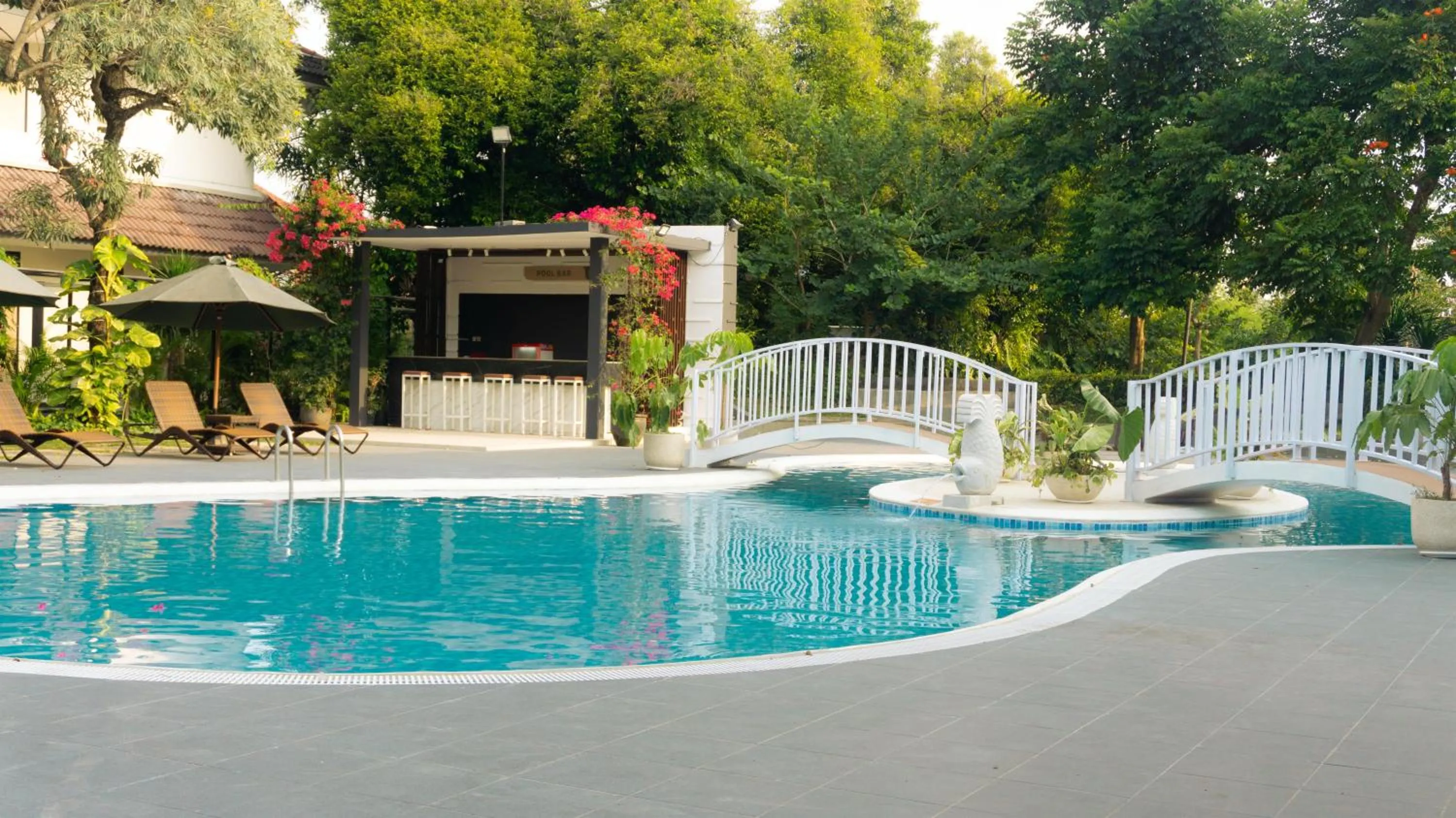 Swimming pool in LPP Garden Hotel