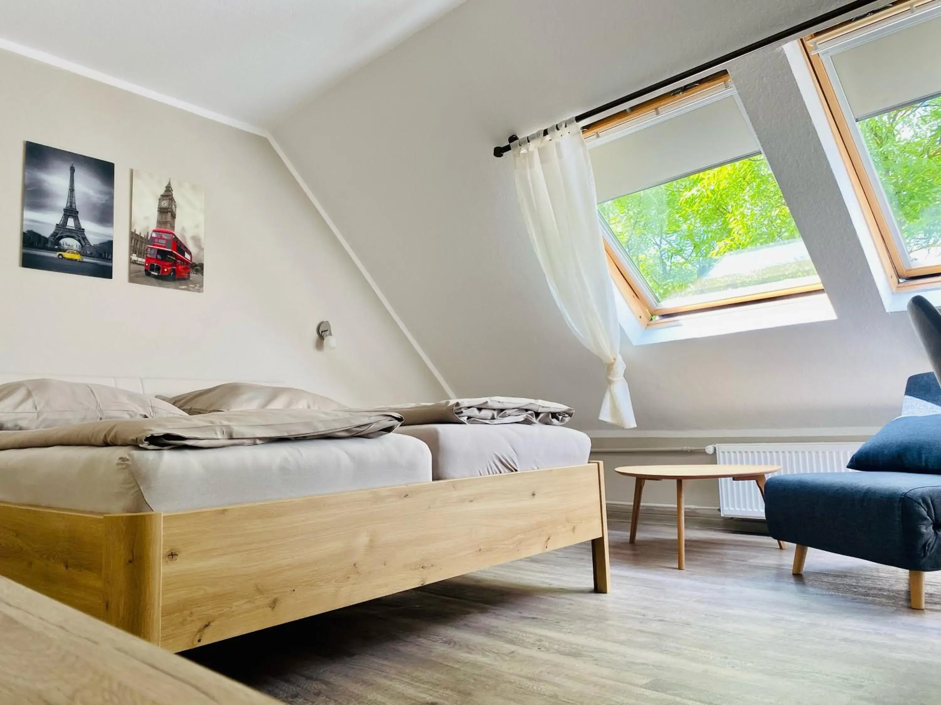 Superior Double Room - single occupancy in Hotel Altstadt Wöllbacher Tor Superior Double Room - single occupancy in Hotel Altstadt Wöllbacher Tor