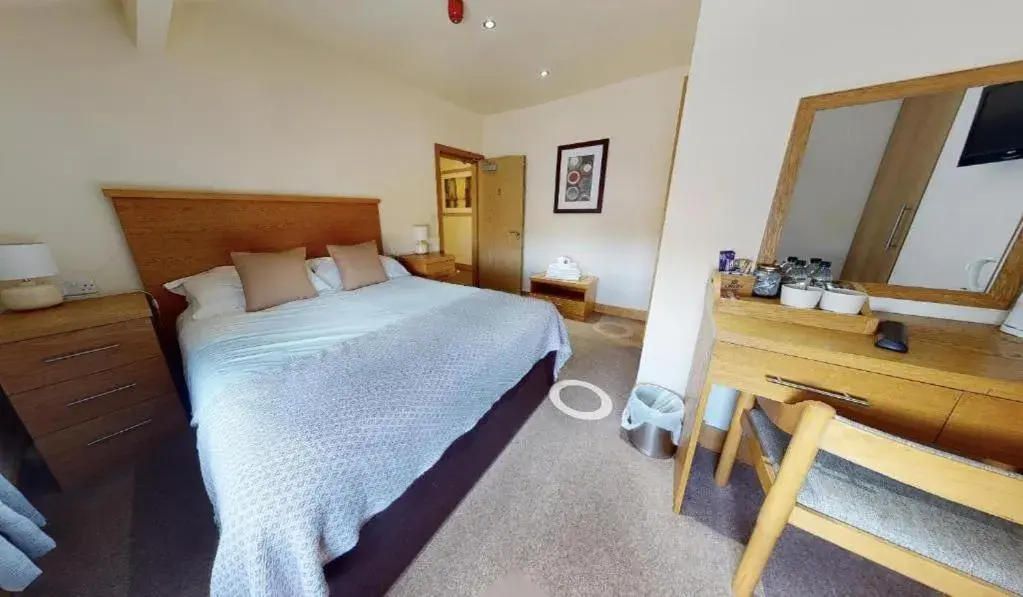 Double Room with Private Bathroom in The Horse & Farrier Double Room with Private Bathroom in The Horse & Farrier