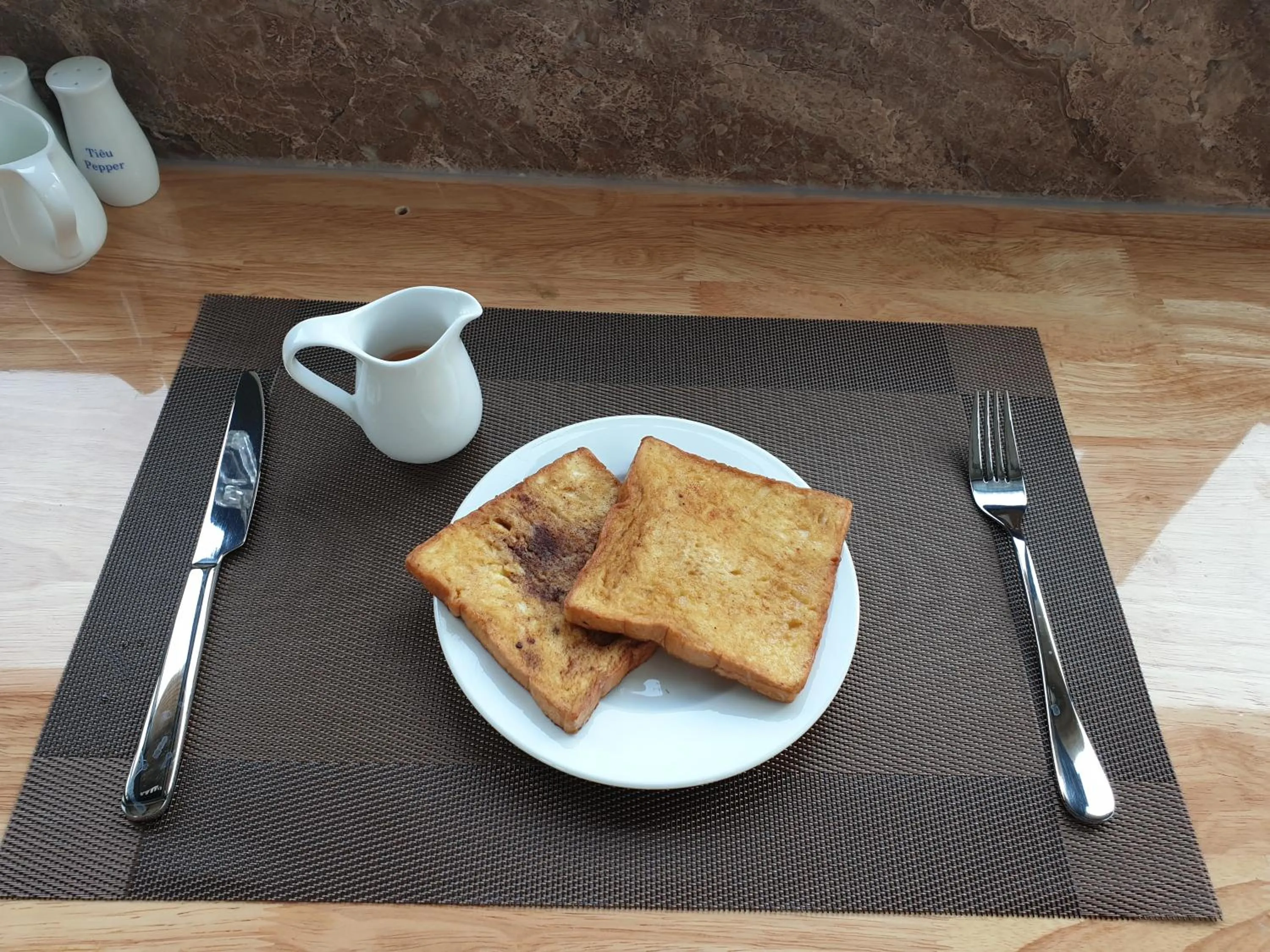 Breakfast in Hanoi La Cascada House & Travel