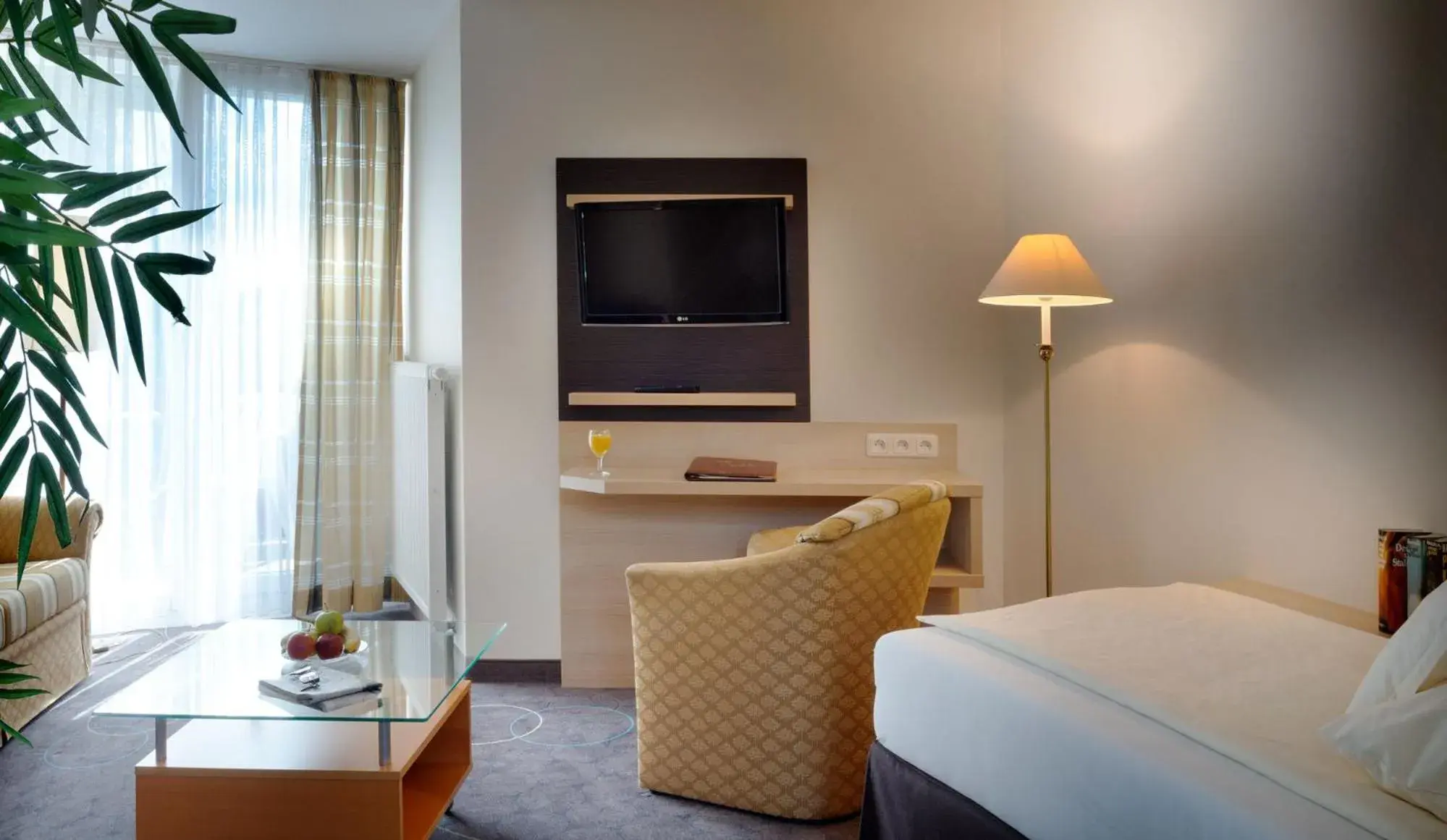 Deluxe Single Room with Balcony in Hotel Sonneneck Deluxe Single Room with Balcony in Hotel Sonneneck