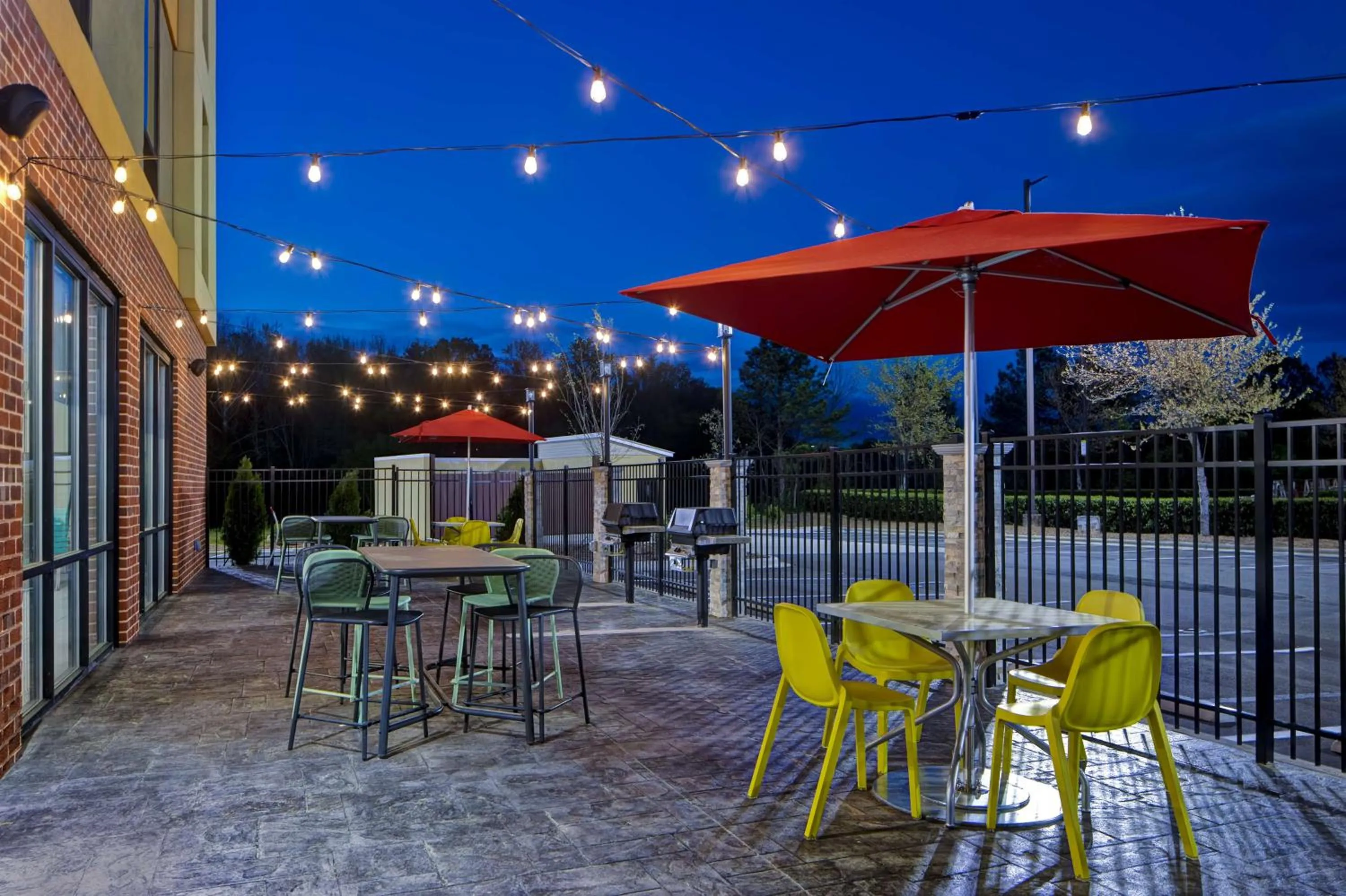 Patio in Home2 Suites By Hilton Charlotte Northlake