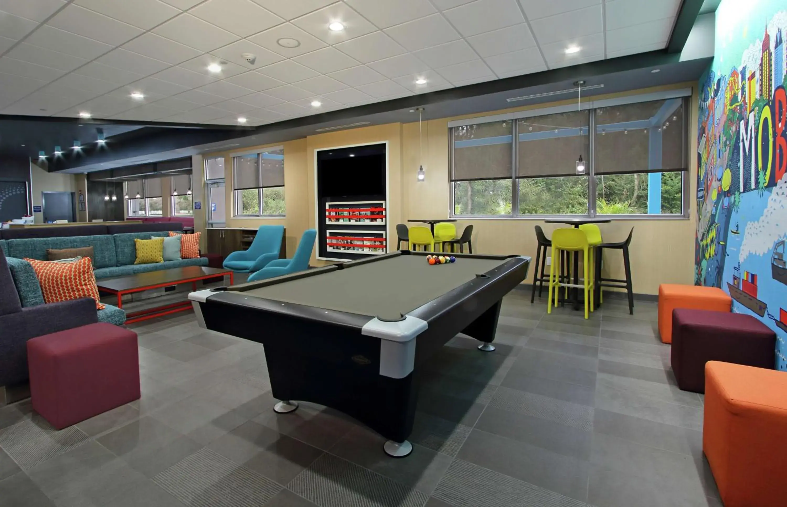 Lounge or bar in Tru By Hilton Mobile Lounge or bar in Tru By Hilton Mobile