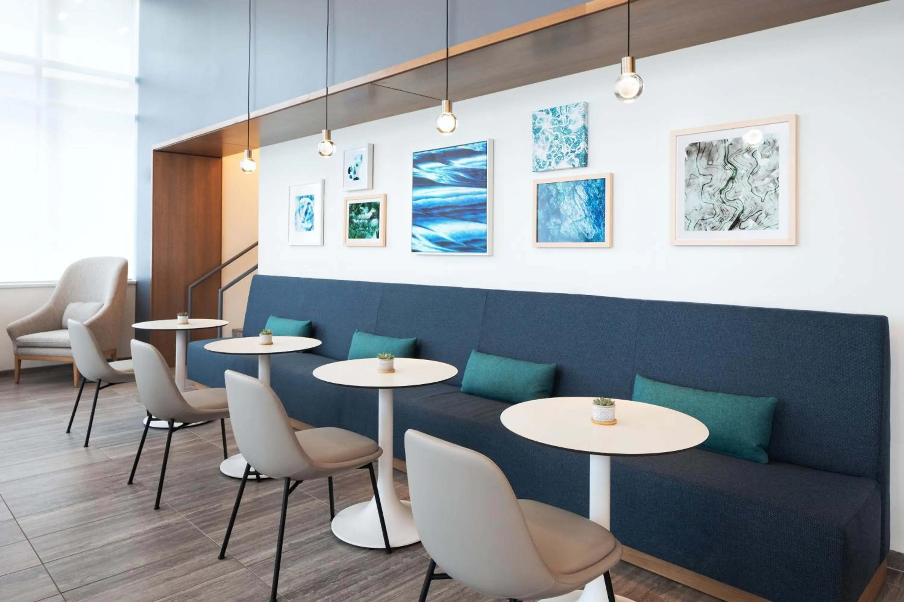 Lobby or reception in Element Minneapolis Downtown North Loop