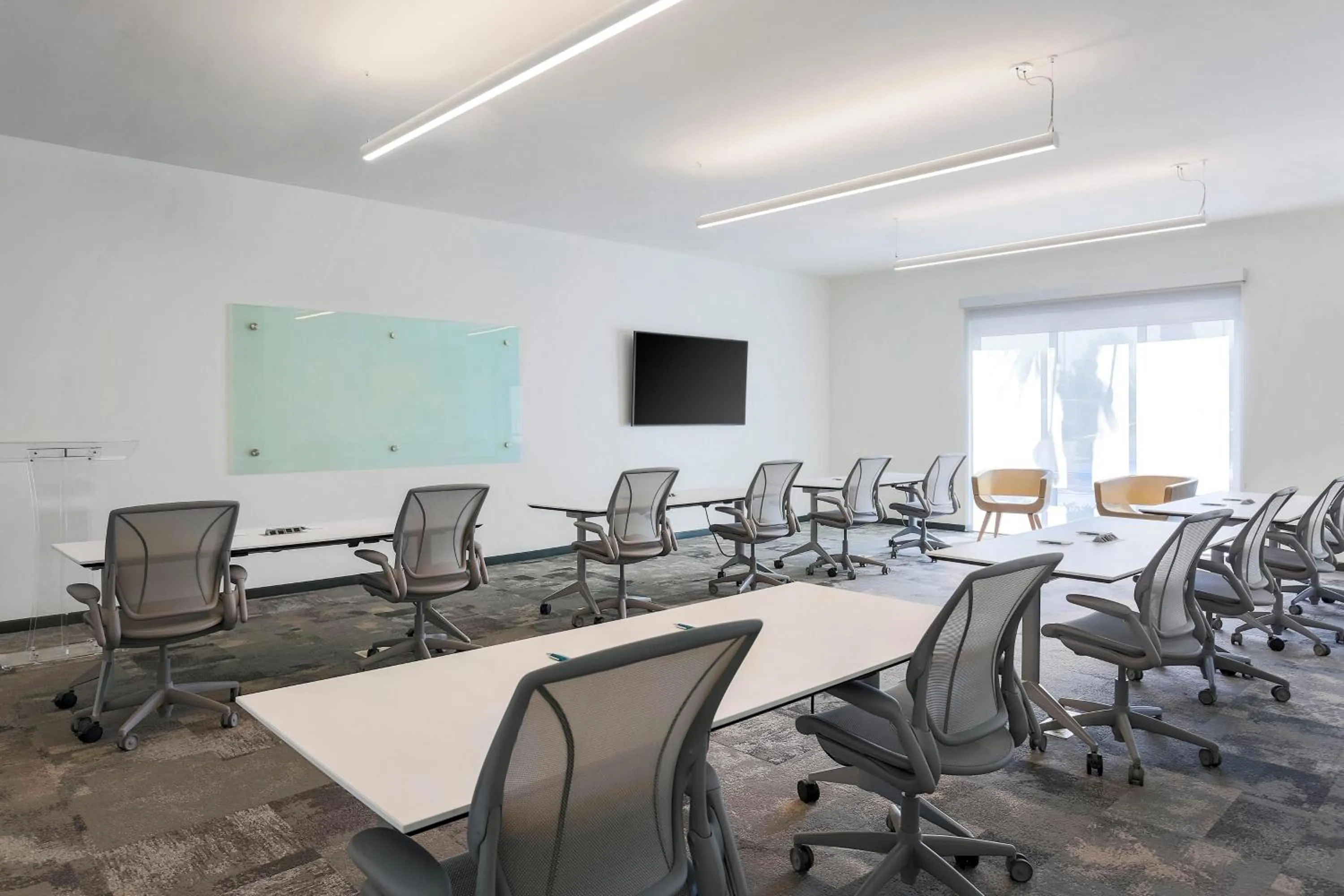 Meeting/conference room in Element Ontario Rancho Cucamonga
