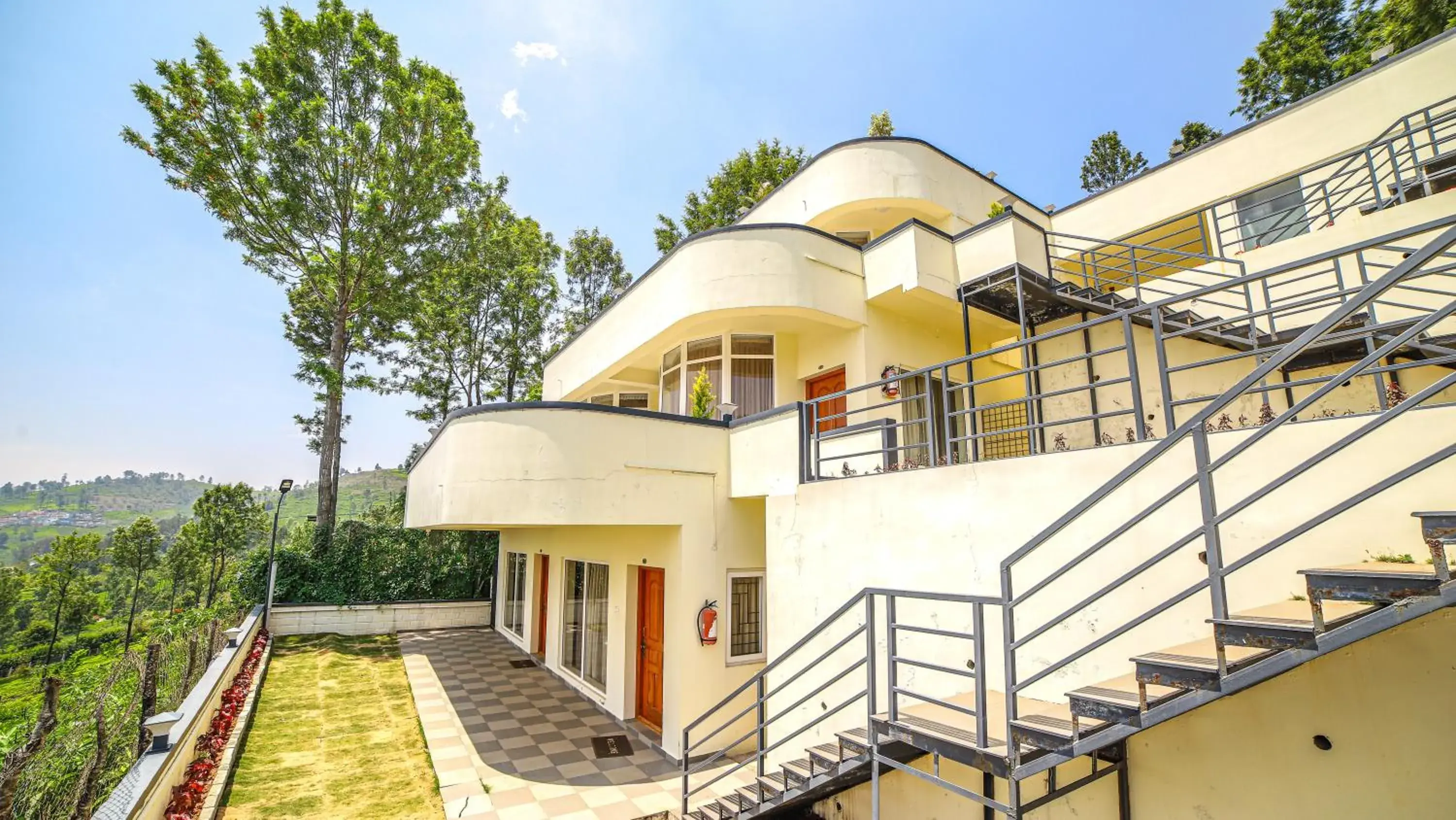 Deluxe Suite in Aira Residency Kothagiri by Lexstays Deluxe Suite in Aira Residency Kothagiri by Lexstays