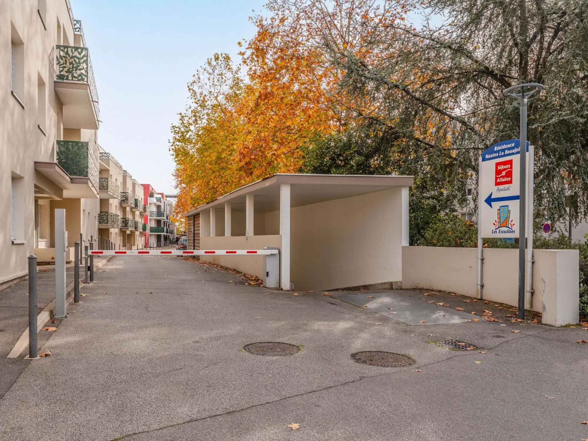 Facade/entrance in Séjours & Affaires Nantes La Beaujoire