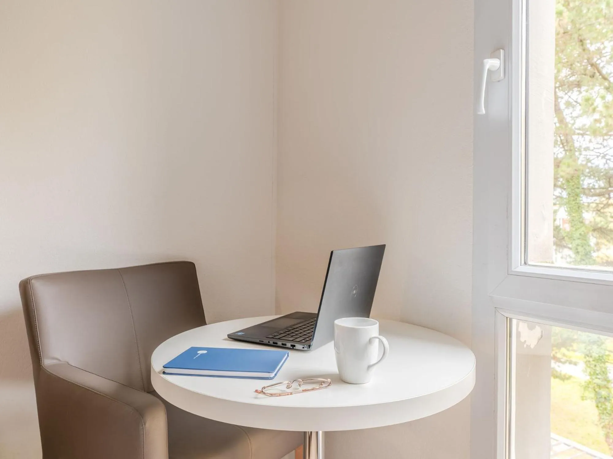 Bedroom in Séjours & Affaires Nantes La Beaujoire