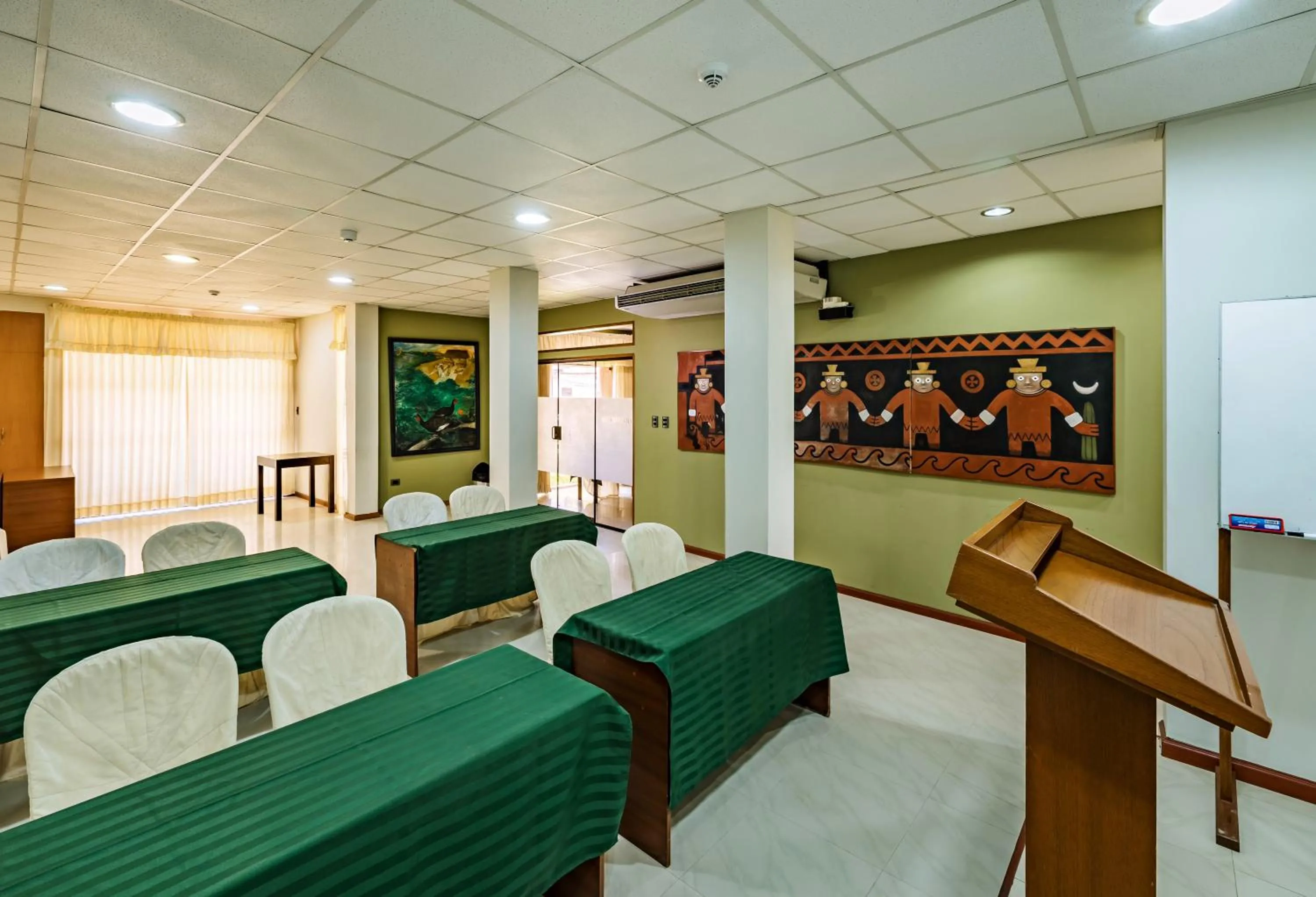 Business facilities in Hotel Casa de la Luna