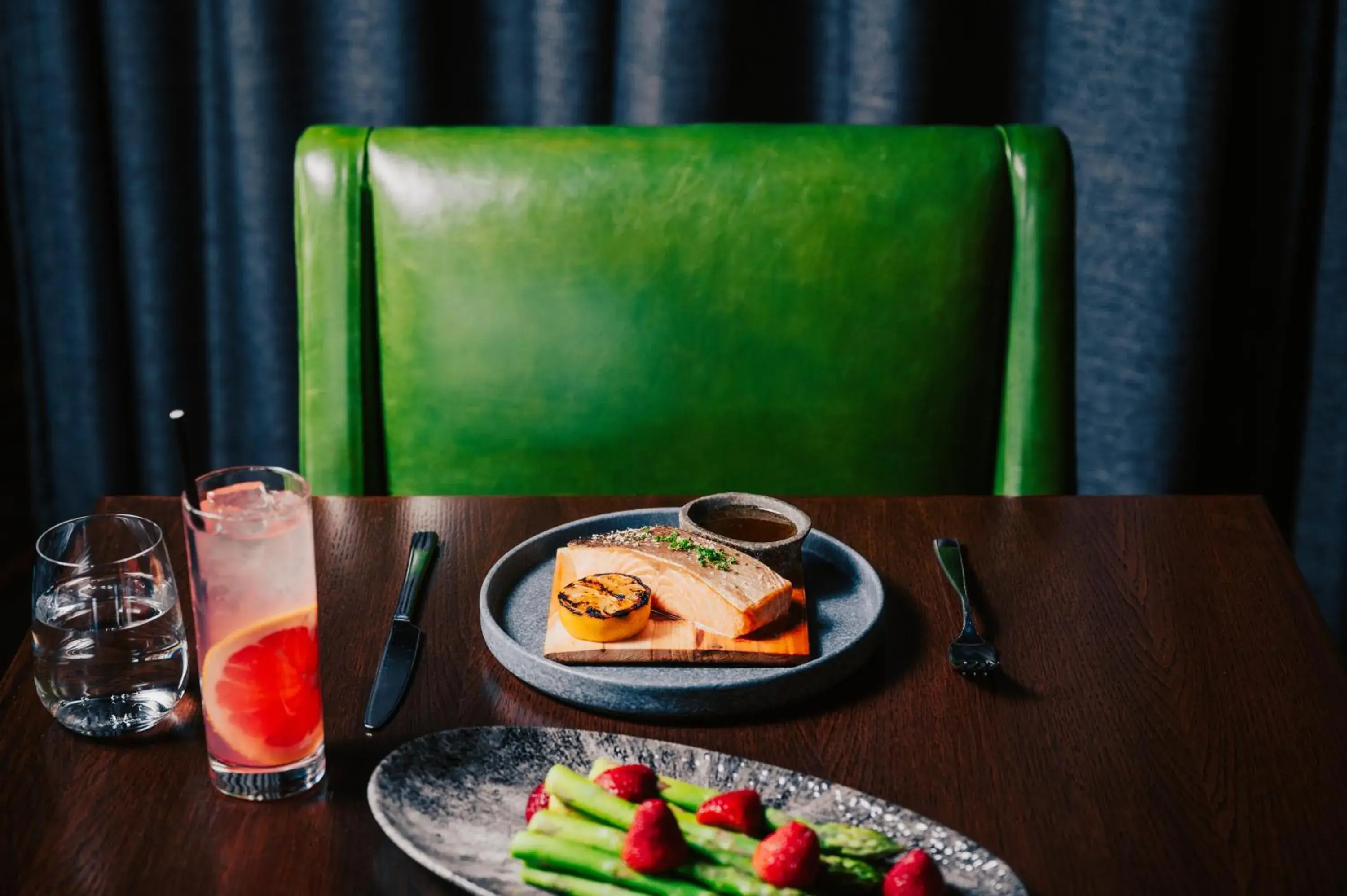 Restaurant/places to eat in The Harpeth Franklin Downtown, Curio Collection by Hilton Restaurant/places to eat in The Harpeth Franklin Downtown, Curio Collection by Hilton