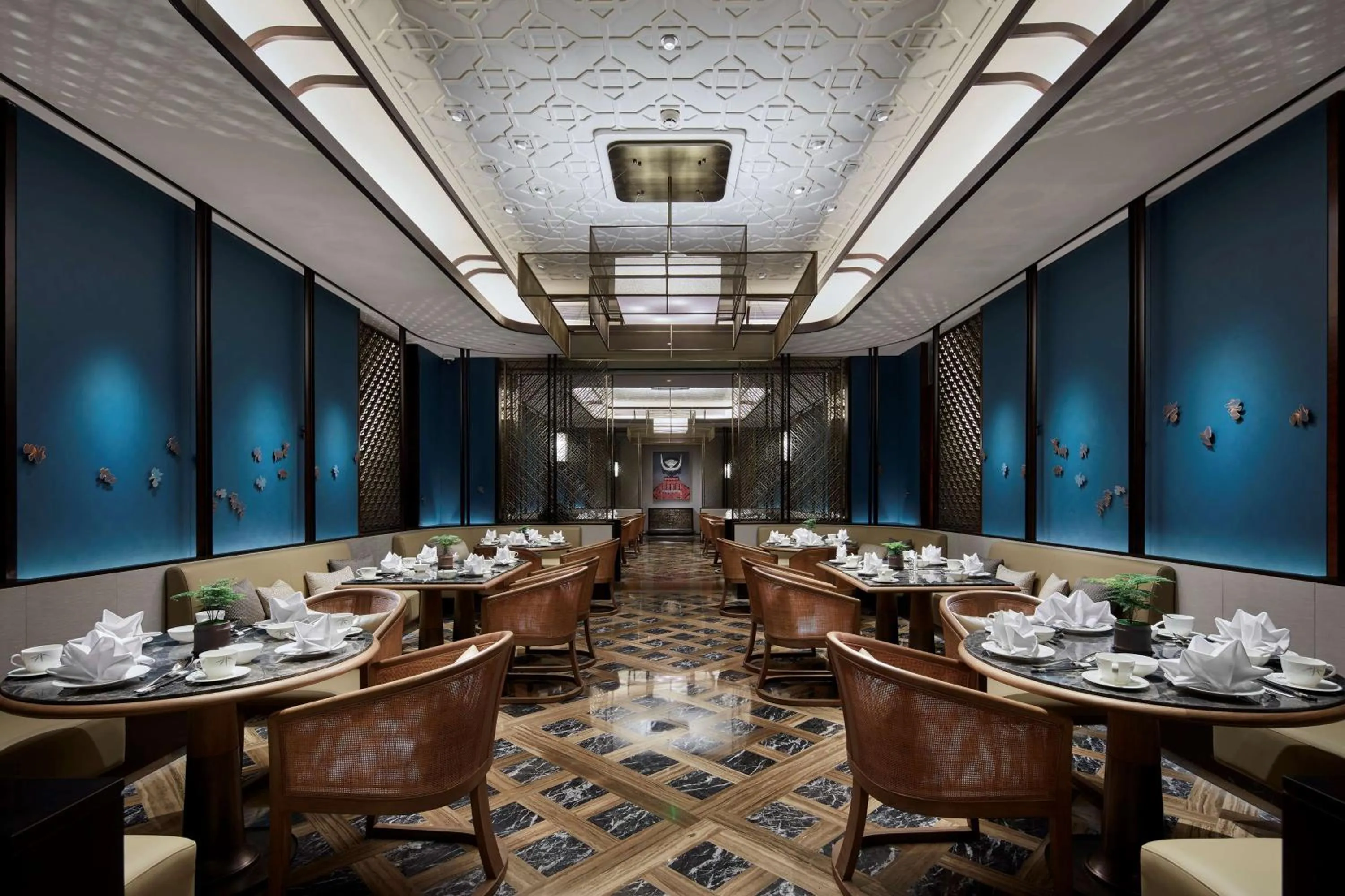 Restaurant/places to eat in Hilton Guiyang