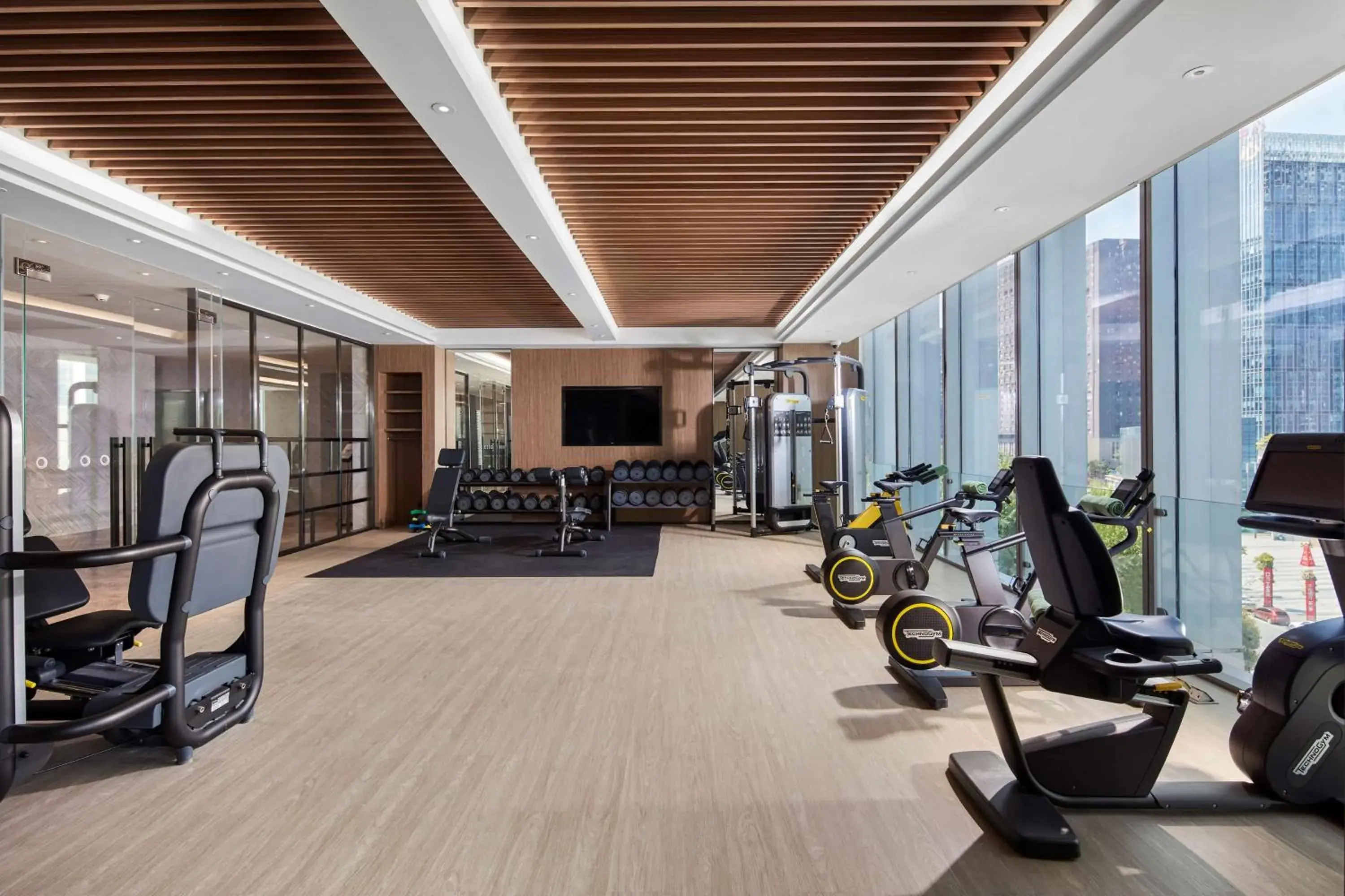 Fitness centre/facilities in Hilton Guiyang Fitness centre/facilities in Hilton Guiyang
