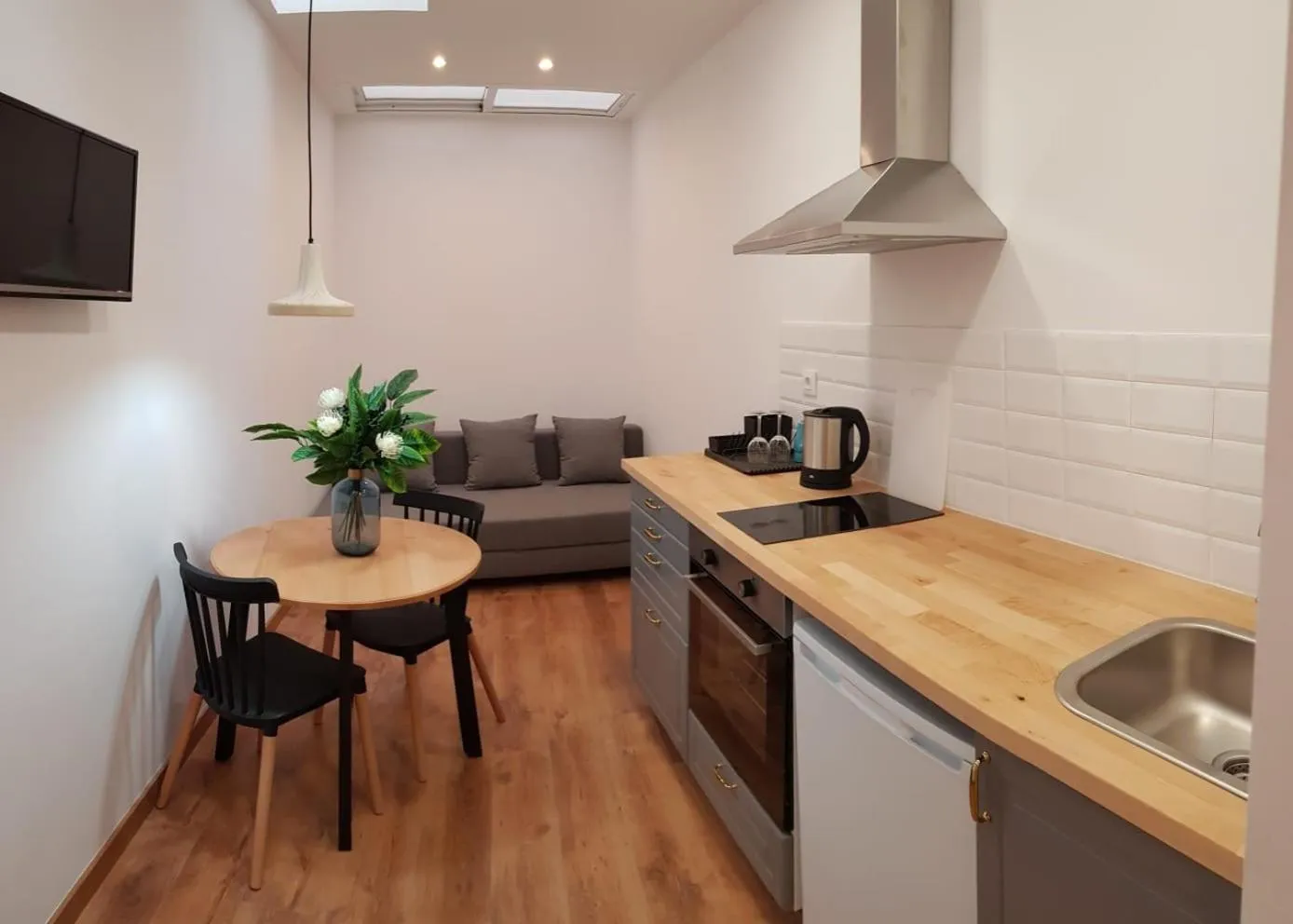 Kitchen or kitchenette in Hotelito Boutique Badalona Mar