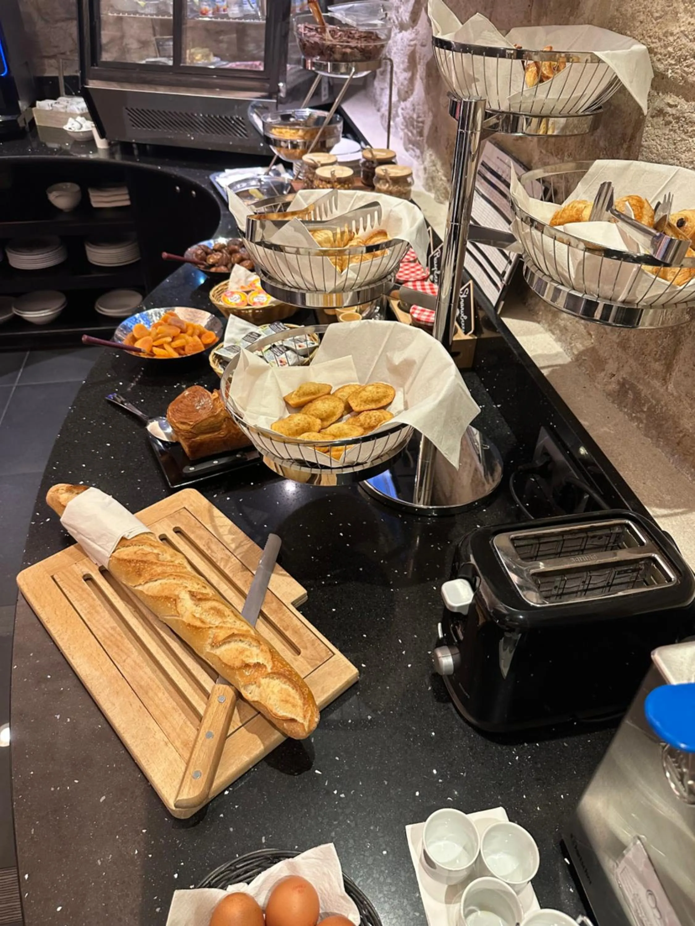 Breakfast in Hôtel Du Vieux Saule