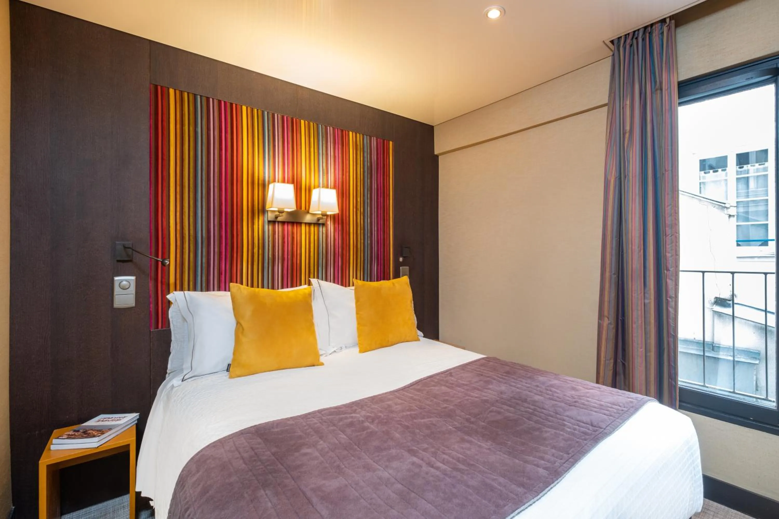 Bed in Hôtel Du Vieux Saule