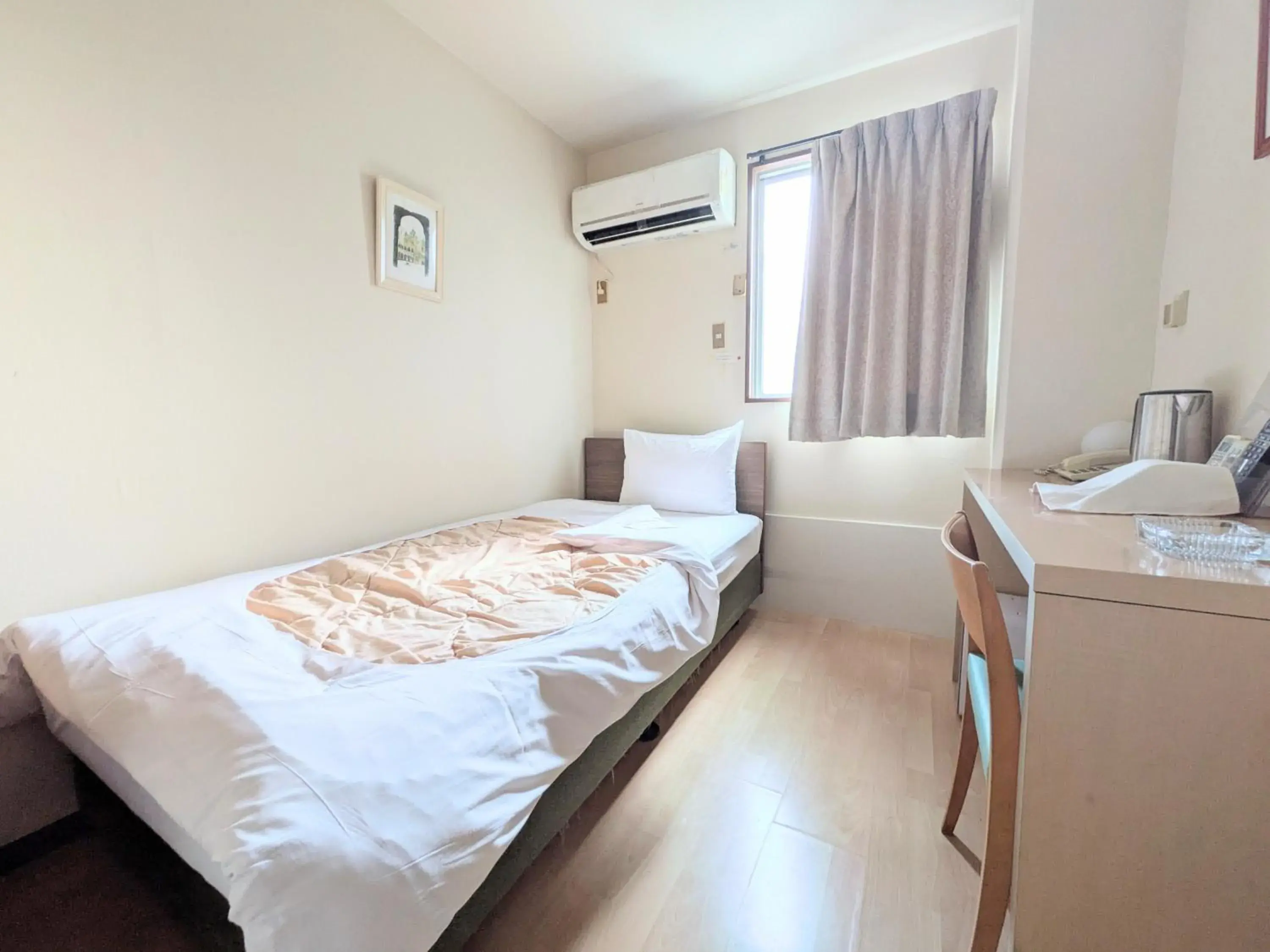 Single Room - single occupancy - Non-Smoking in Business Hotel Takizawa Takasaki Station Nishiguchi Single Room - single occupancy - Non-Smoking in Business Hotel Takizawa Takasaki Station Nishiguchi