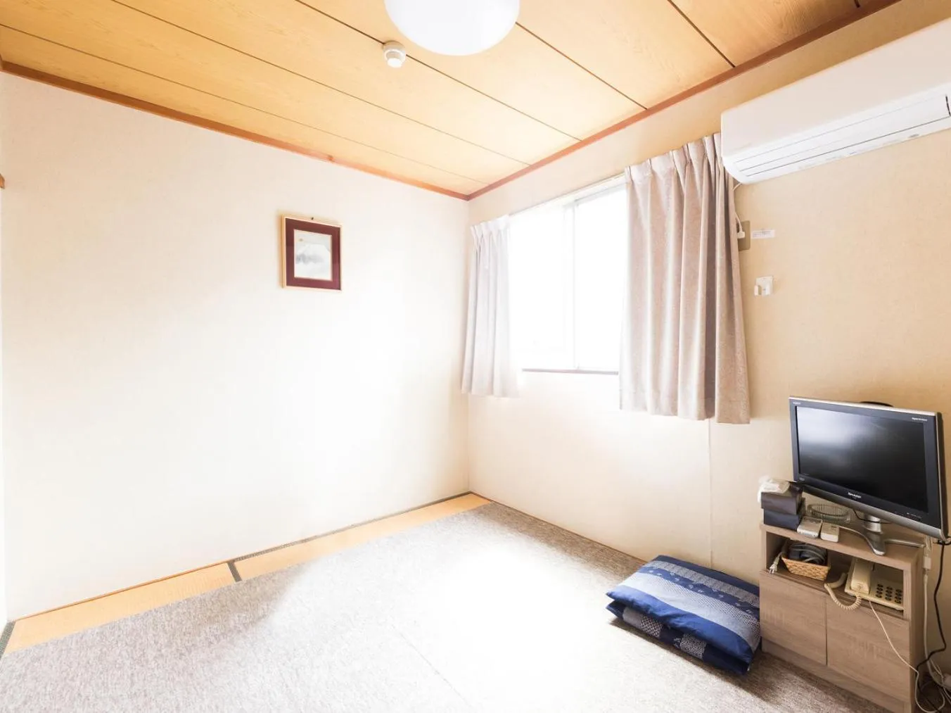 Photo of the whole room in Business Hotel Takizawa Takasaki Station Nishiguchi