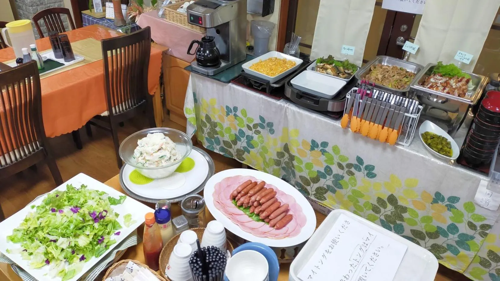 Buffet breakfast in Business Hotel Takizawa Takasaki Station Nishiguchi