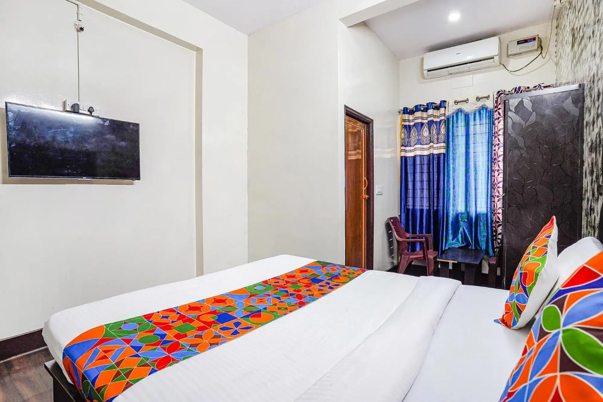 Bed in FabHotel Pavithraa Edition - Nr Yeshwantpur Circle Bed in FabHotel Pavithraa Edition - Nr Yeshwantpur Circle