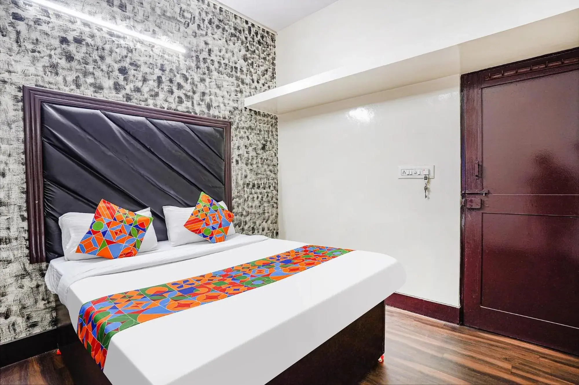 Family Room - single occupancy in FabHotel Pavithraa Edition - Nr Yeshwantpur Circle Family Room - single occupancy in FabHotel Pavithraa Edition - Nr Yeshwantpur Circle