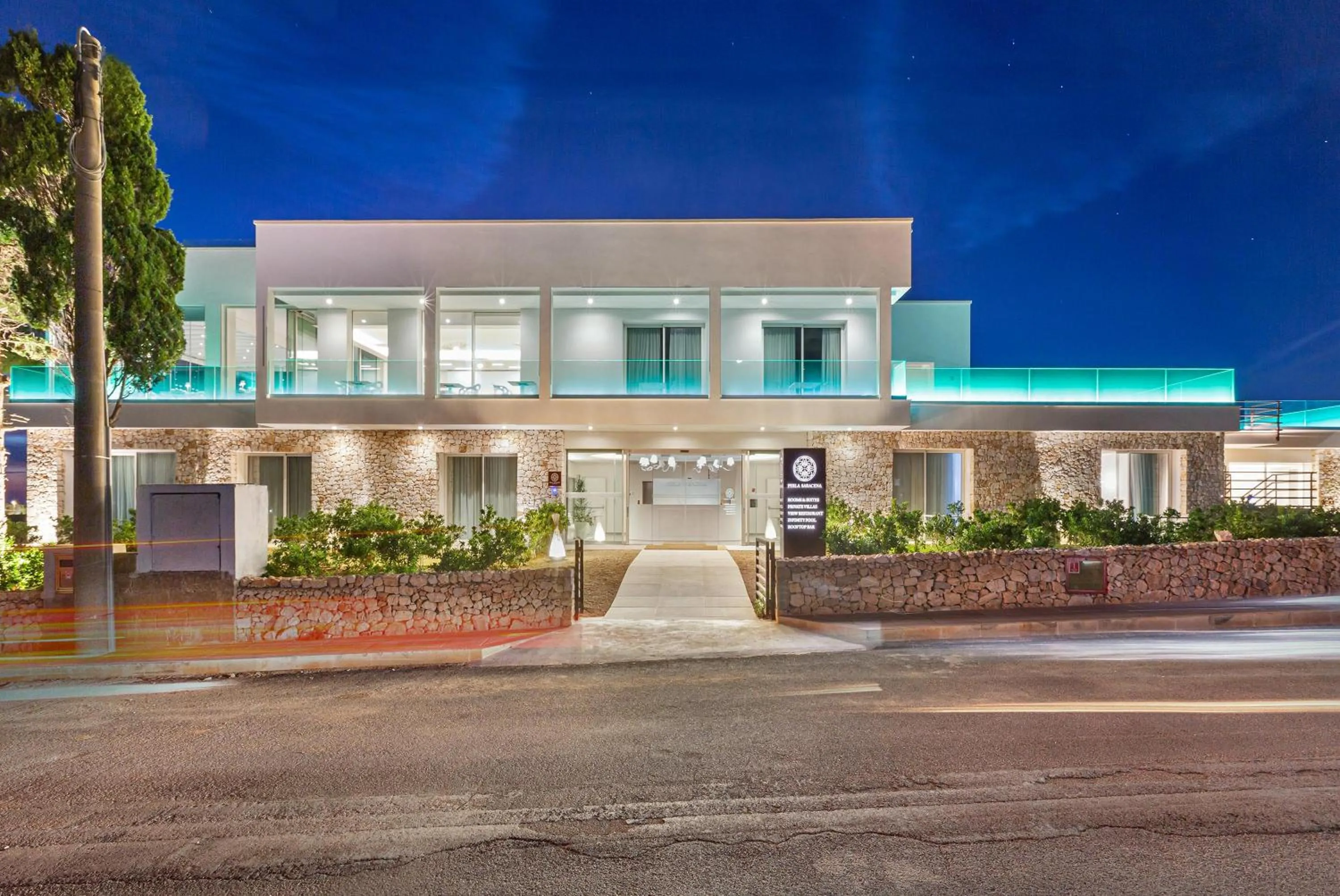 Property building in Perla Saracena Hotel & Restaurant