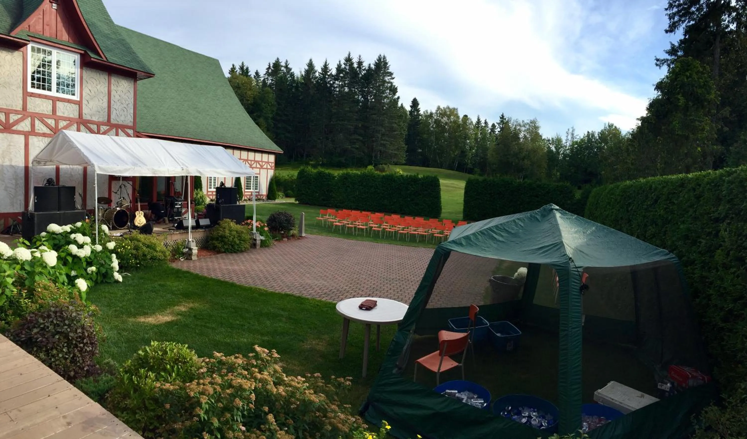 Pathsaala Inn & Restaurant