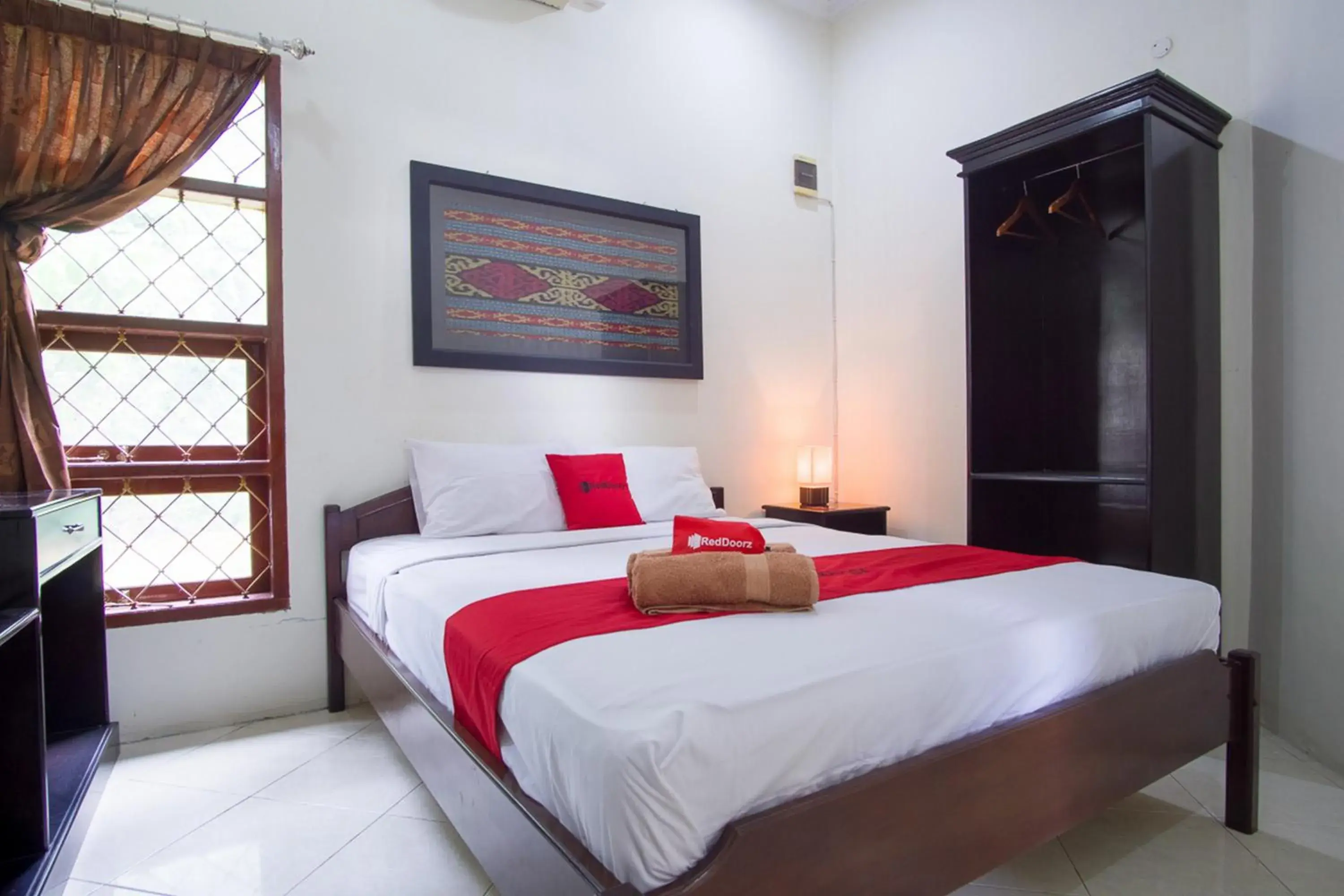 RedDoorz Syariah near Ngade Lake Ternate RedDoorz Syariah near Ngade Lake Ternate