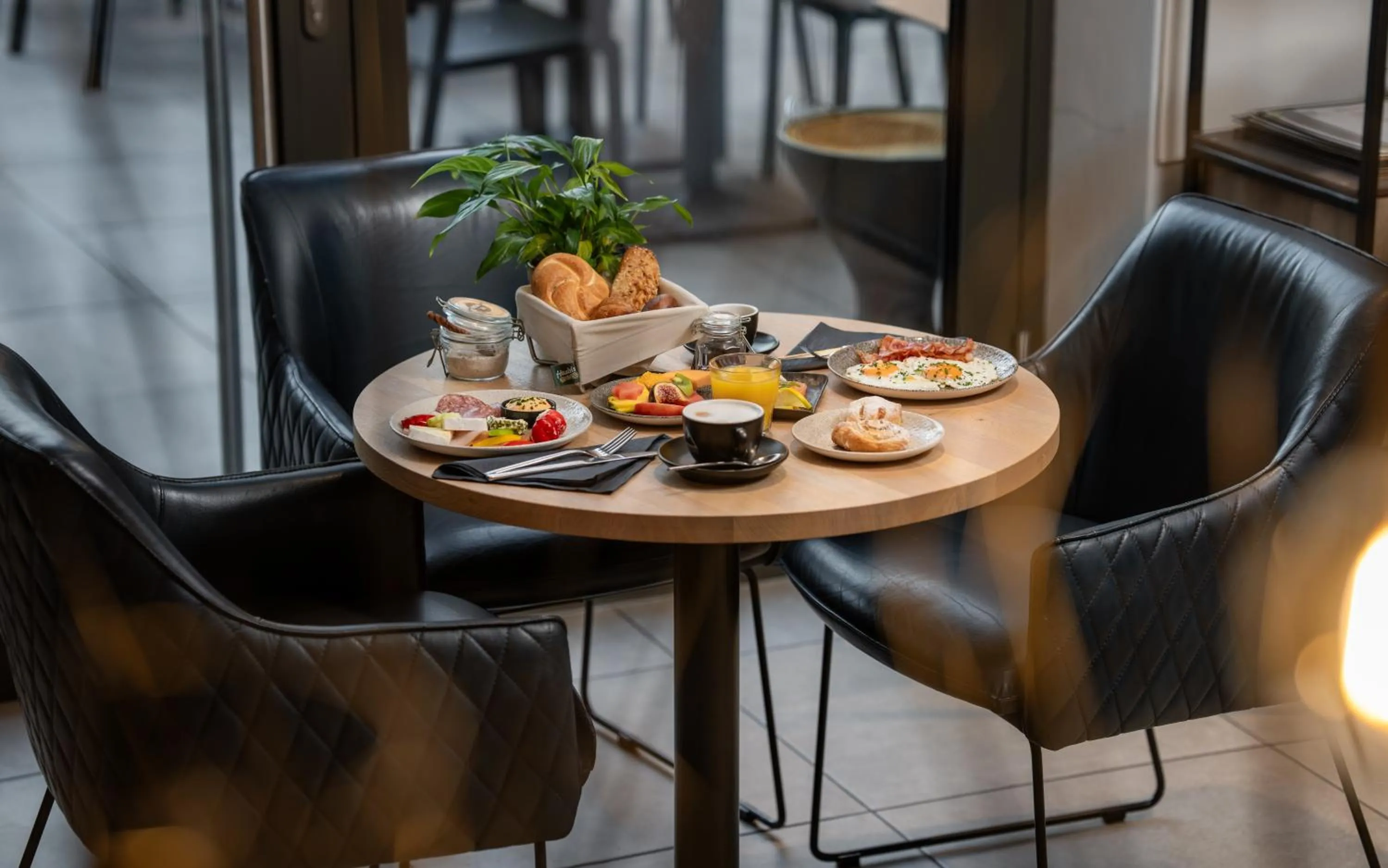 Restaurant/places to eat in Elements Resort Zell am See BW Signature Collection